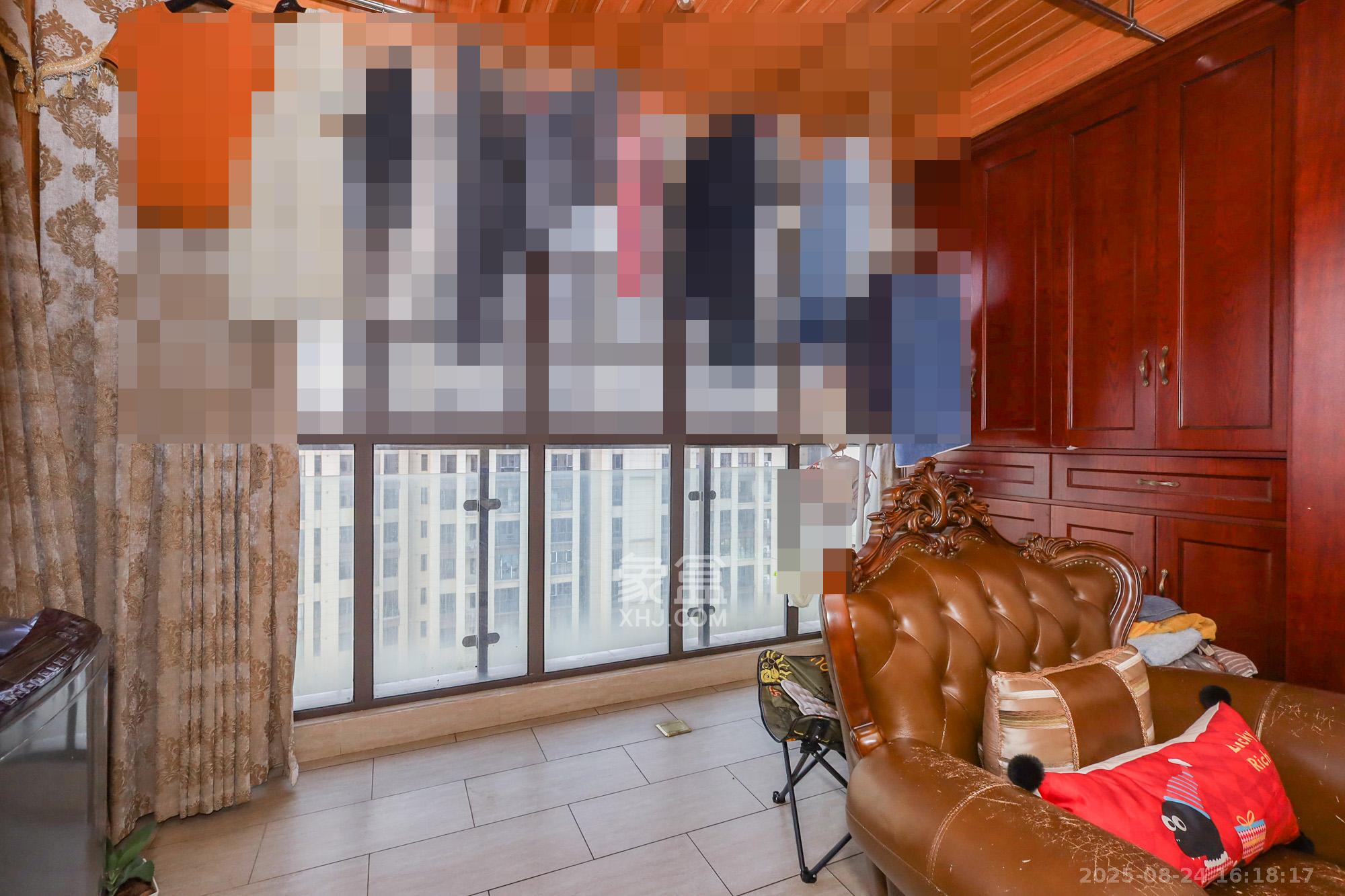 南山雍江汇(滨江国际新城)  4室2厅2卫    175.0万 南山雍江汇(滨江国际新城)  4室2厅2卫    175.0万阳台