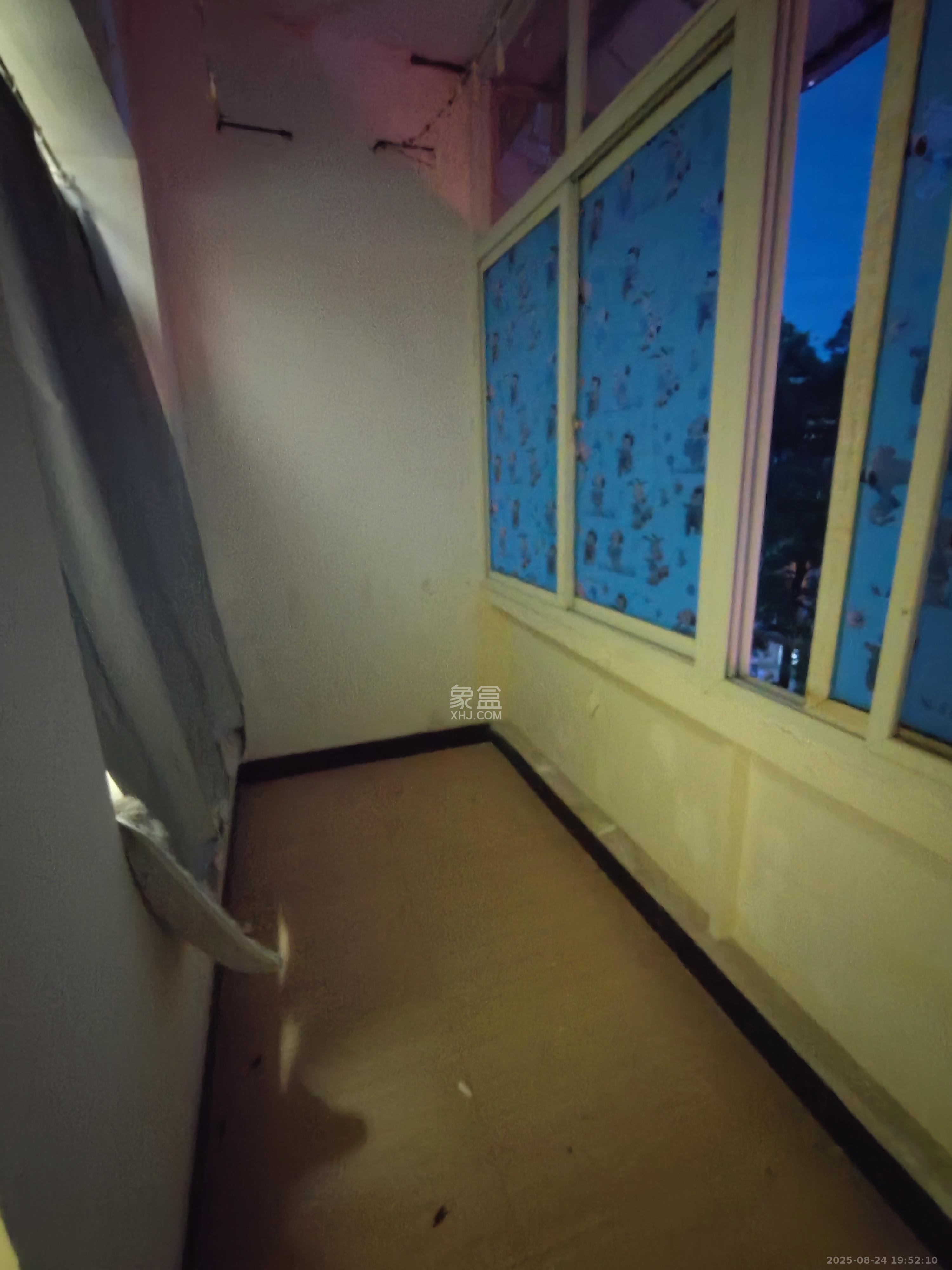 人民新村 2室1厅1卫 1500.0元/月 人民新村 2室1厅1卫 1500.0元/月室内图