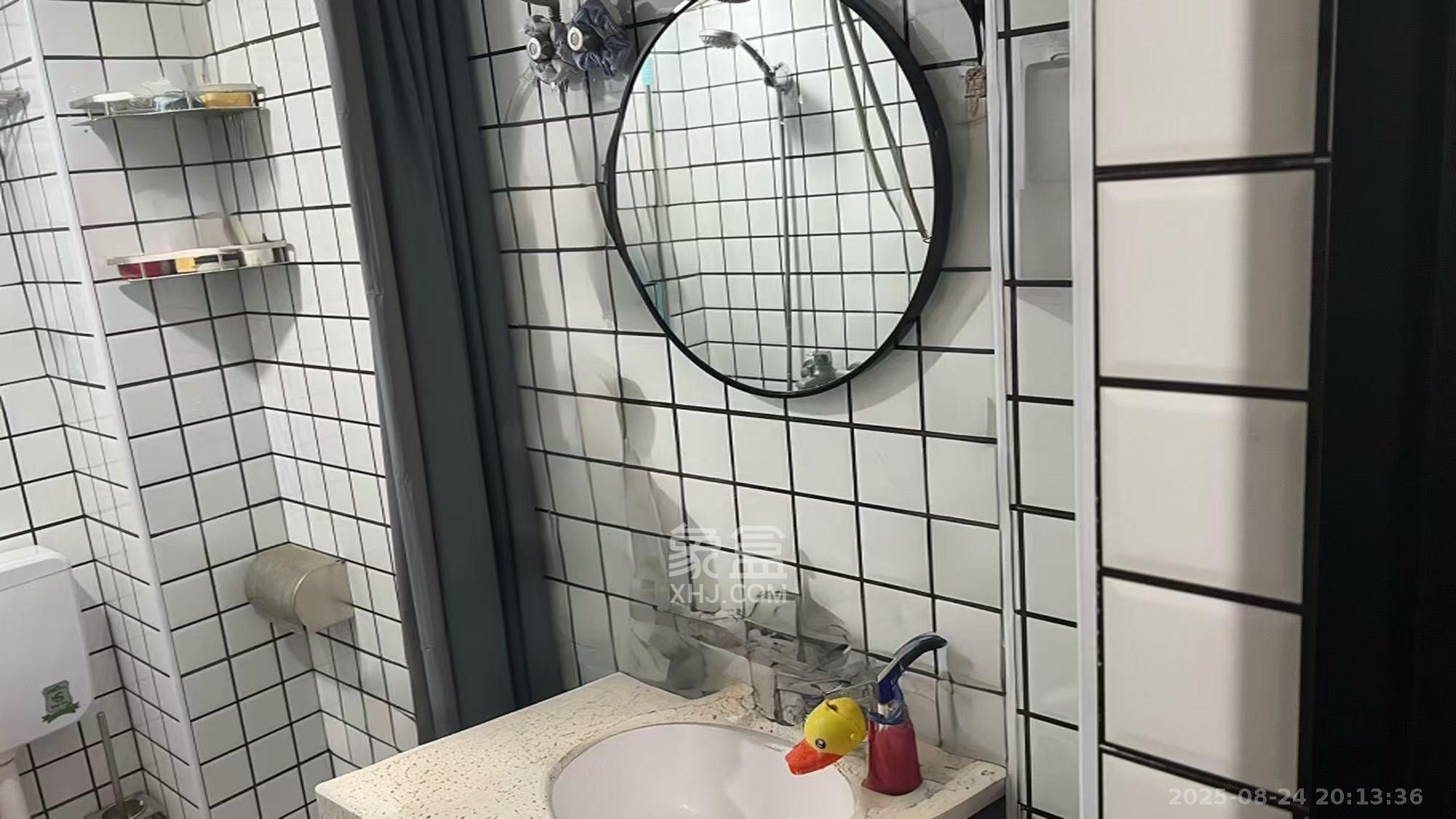 西子湖畔沃府  1室1厅1卫    1800.0元/月