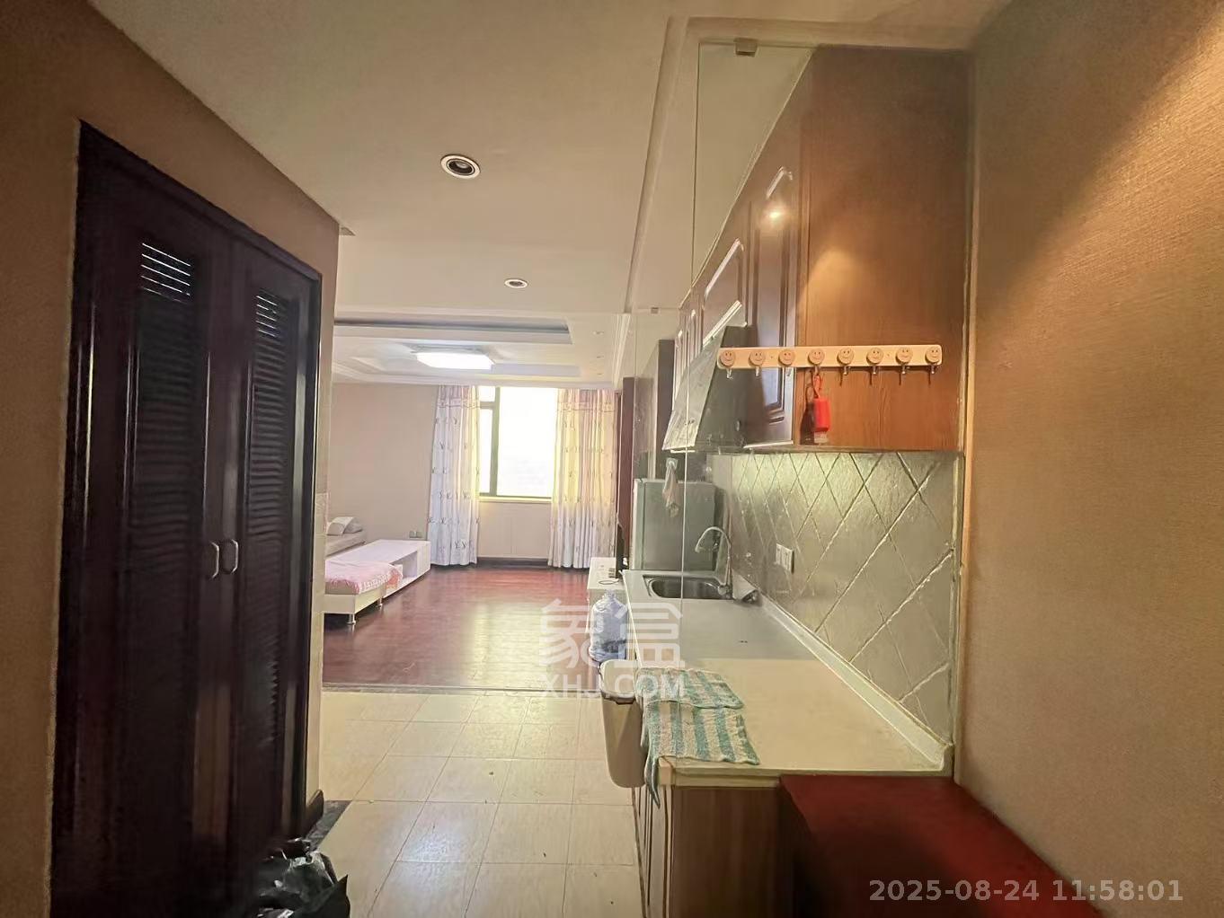 沁园春御院 1室1厅1卫 2000.0元/月 沁园春御院 1室1厅1卫 2000.0元/月室内图