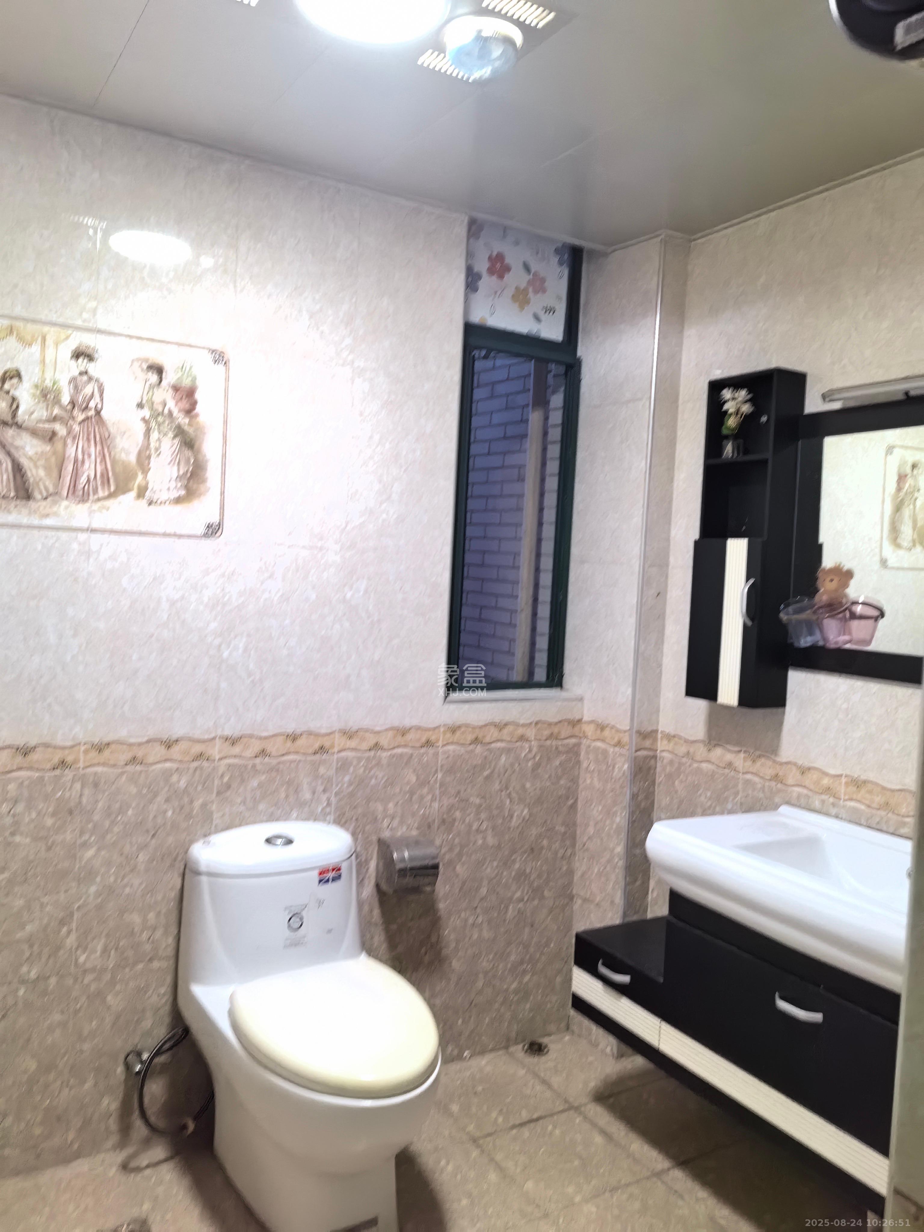 华天LOHO小镇  3室2厅1卫    1800.0元/月室内图