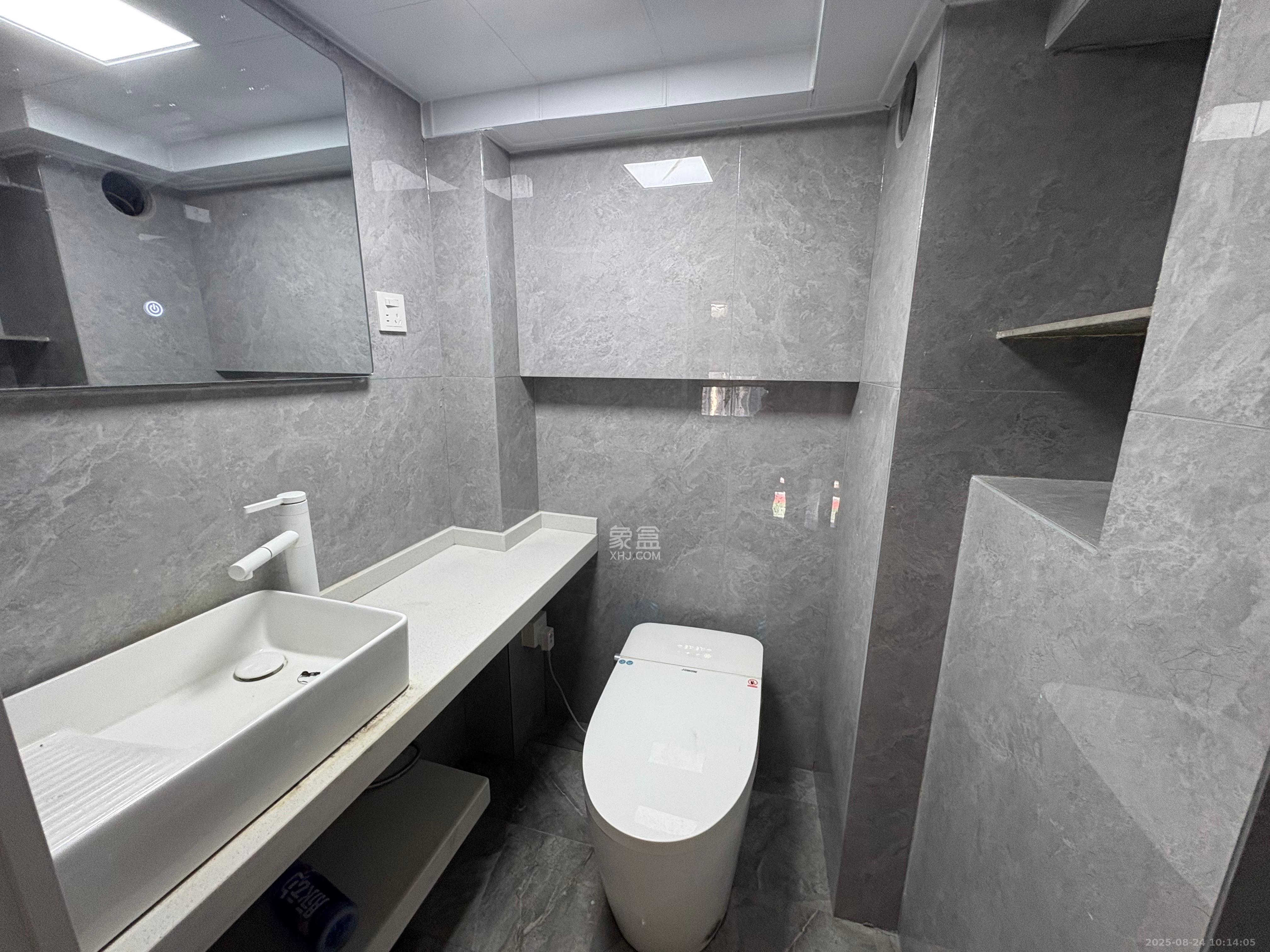 中国铁建梅溪青秀三期  2室1厅2卫    2400.0元/月 中国铁建梅溪青秀三期  2室1厅2卫    2400.0元/月室内图