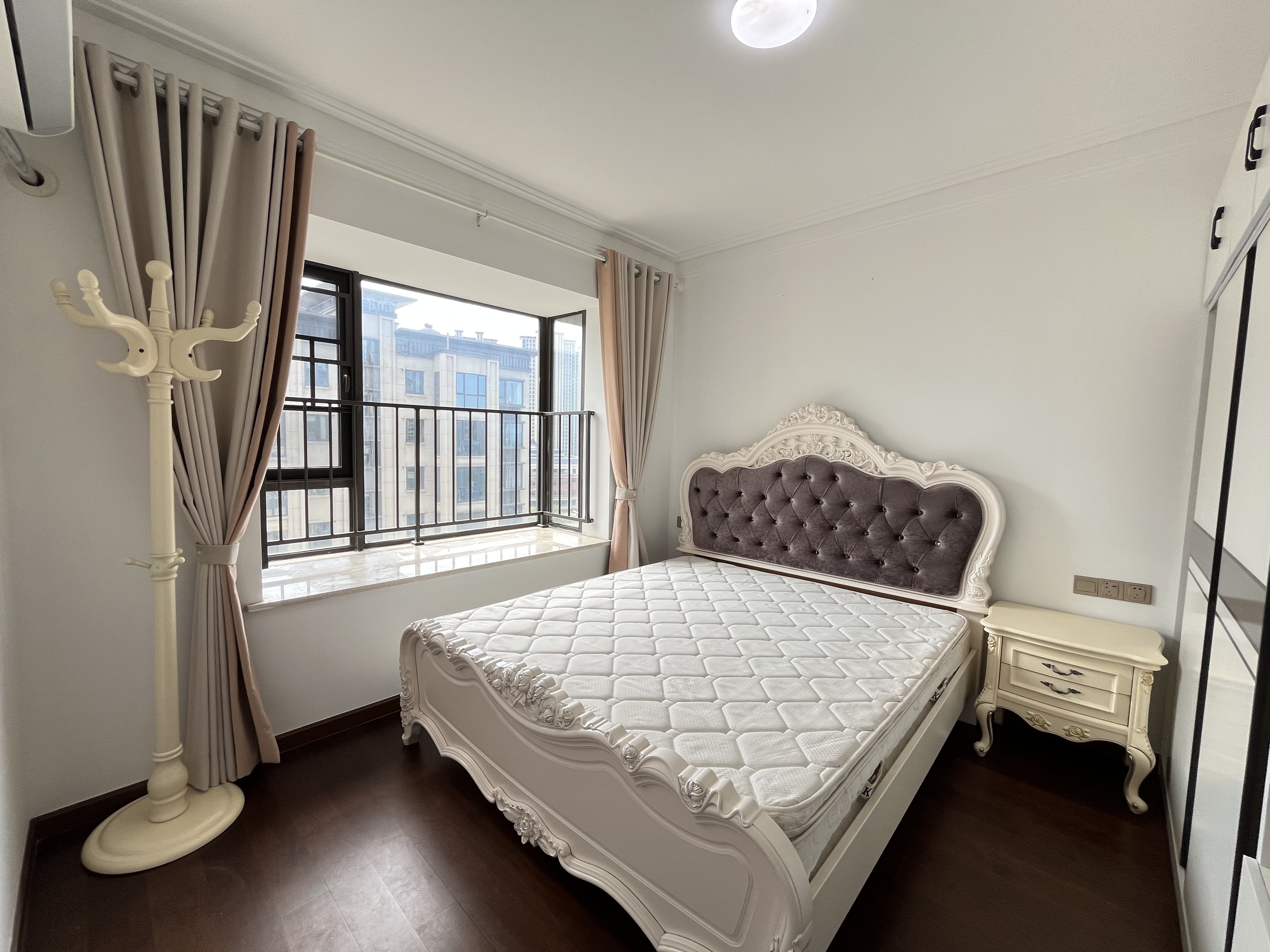 城际空间站 4室2厅2卫 88.8万 城际空间站 4室2厅2卫 88.8万室内图