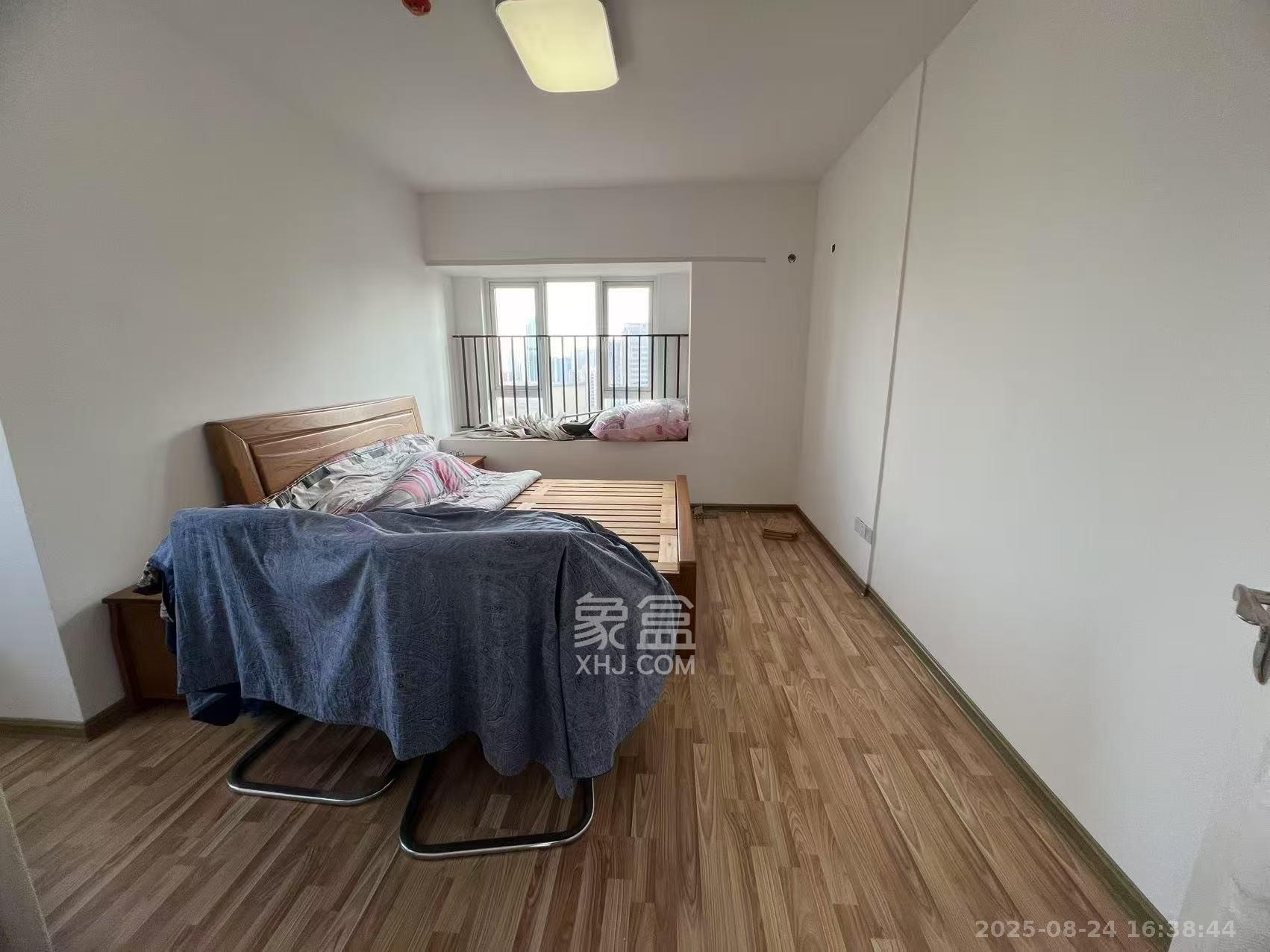 金地格林公馆  3室2厅2卫    2500.0元/月 金地格林公馆  3室2厅2卫    2500.0元/月室内图