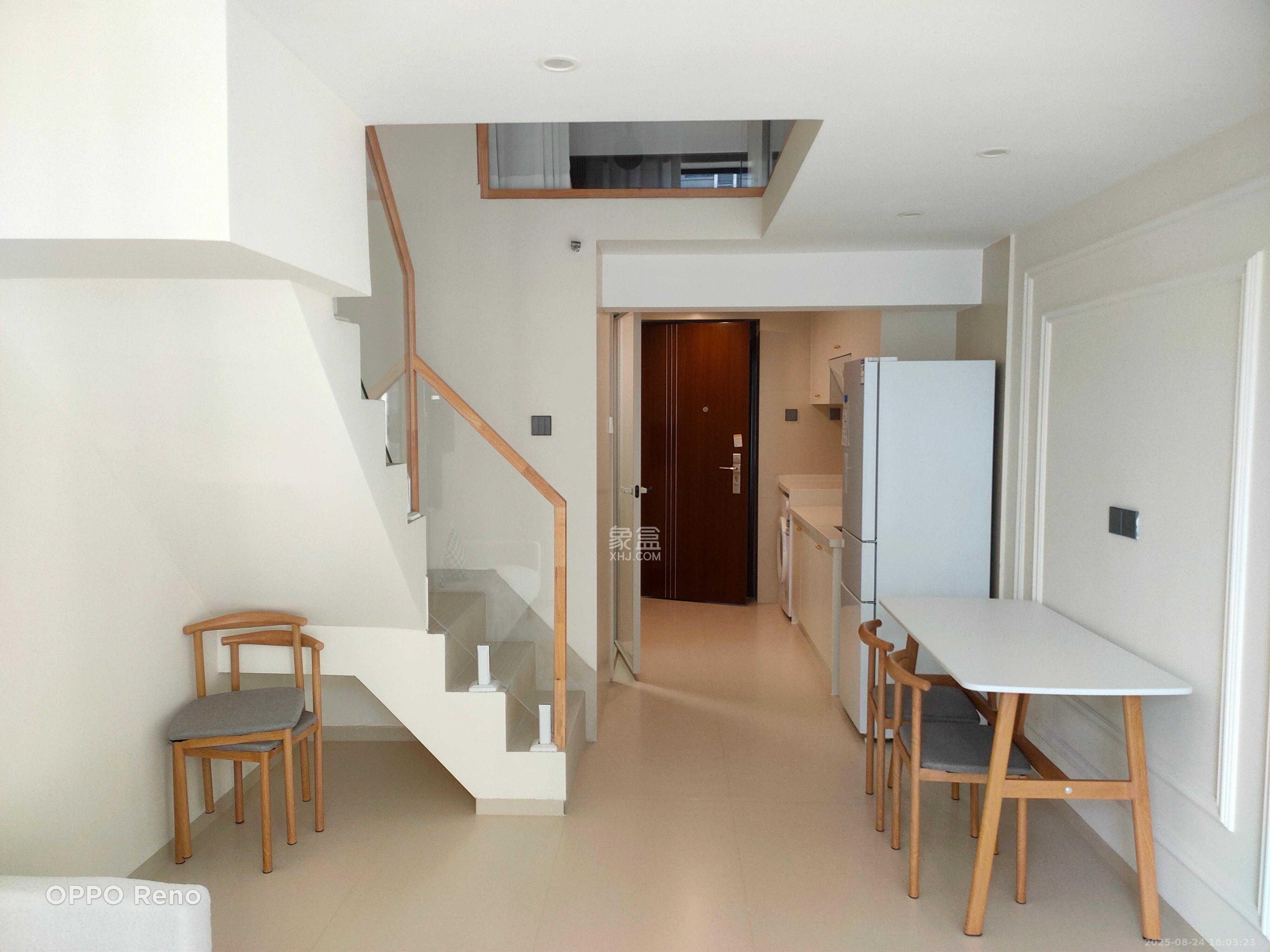 正荣悦玺  2室1厅1卫    2400.0元/月室内图