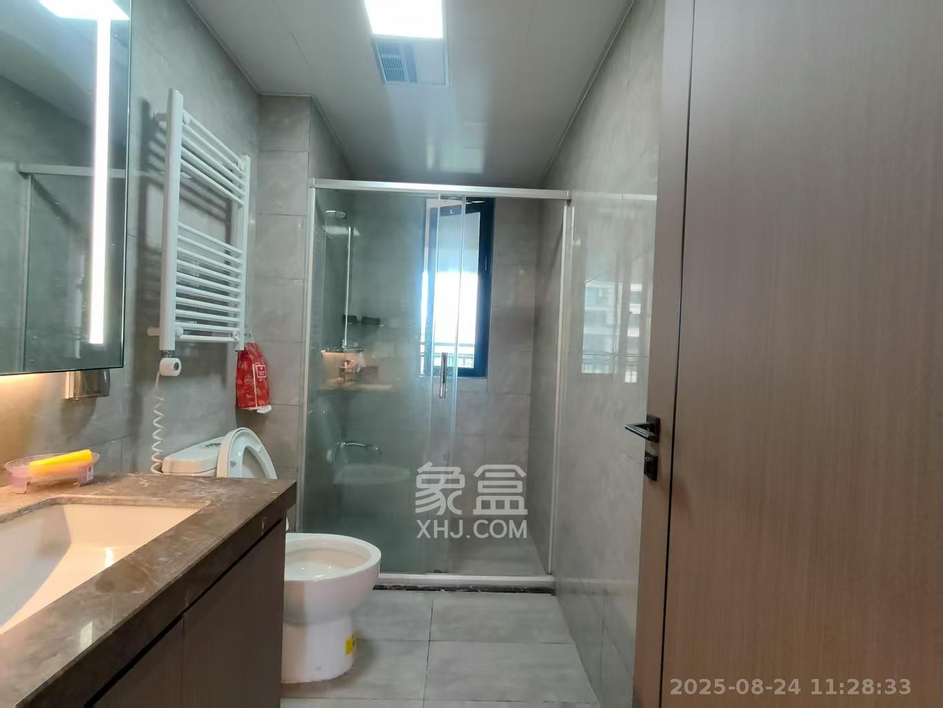 金茂建发泊悦  3室2厅2卫    3300.0元/月 金茂建发泊悦  3室2厅2卫    3300.0元/月室内图