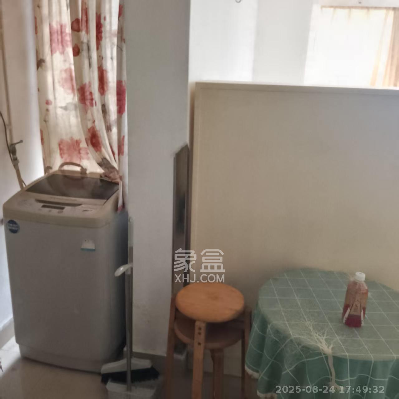 白沙晶城 1室1厅1卫 1350.0元/月 白沙晶城 1室1厅1卫 1350.0元/月室内图