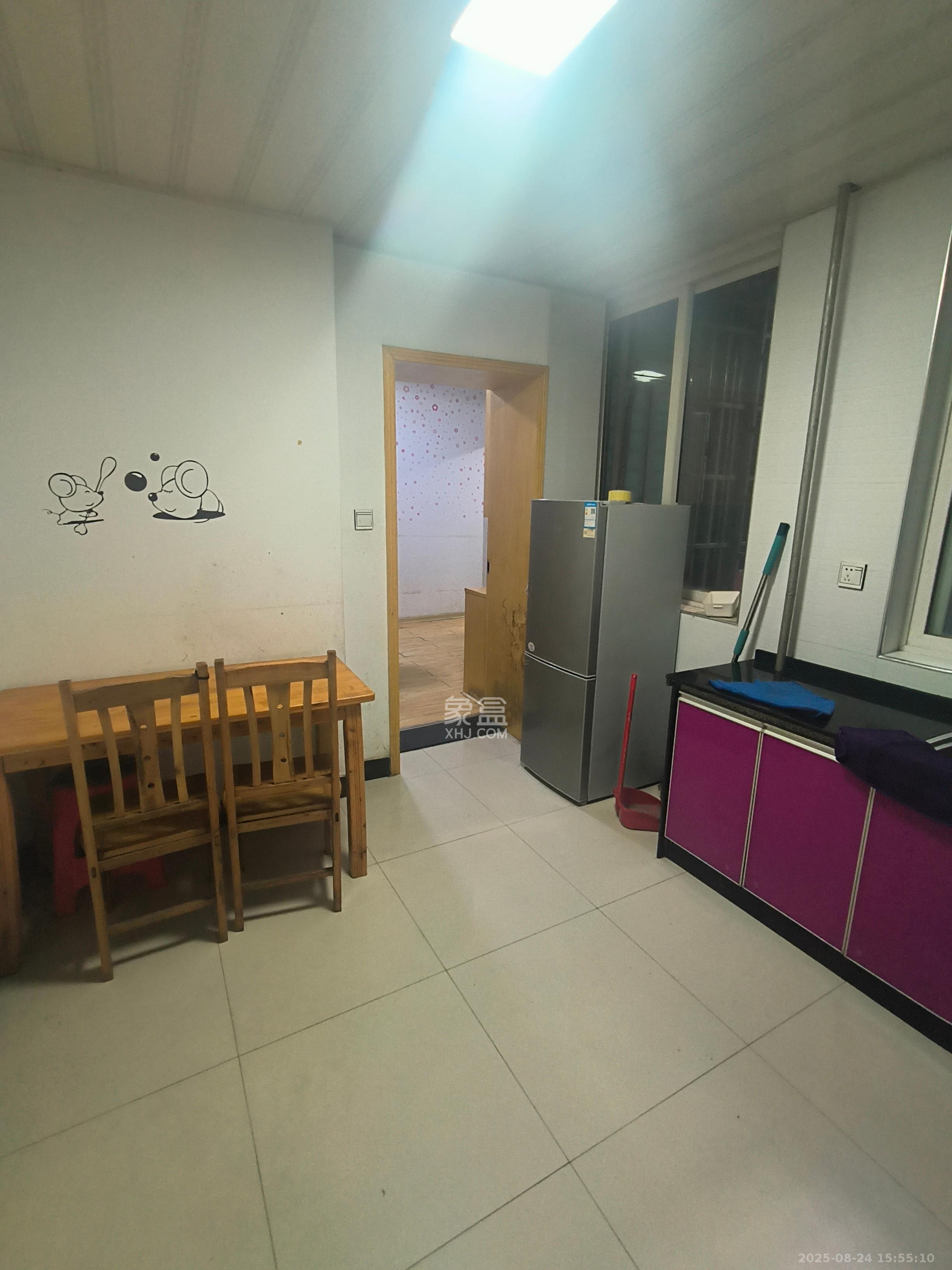 锦璨家园 1室1厅1卫 1000.0元/月 锦璨家园 1室1厅1卫 1000.0元/月室内图