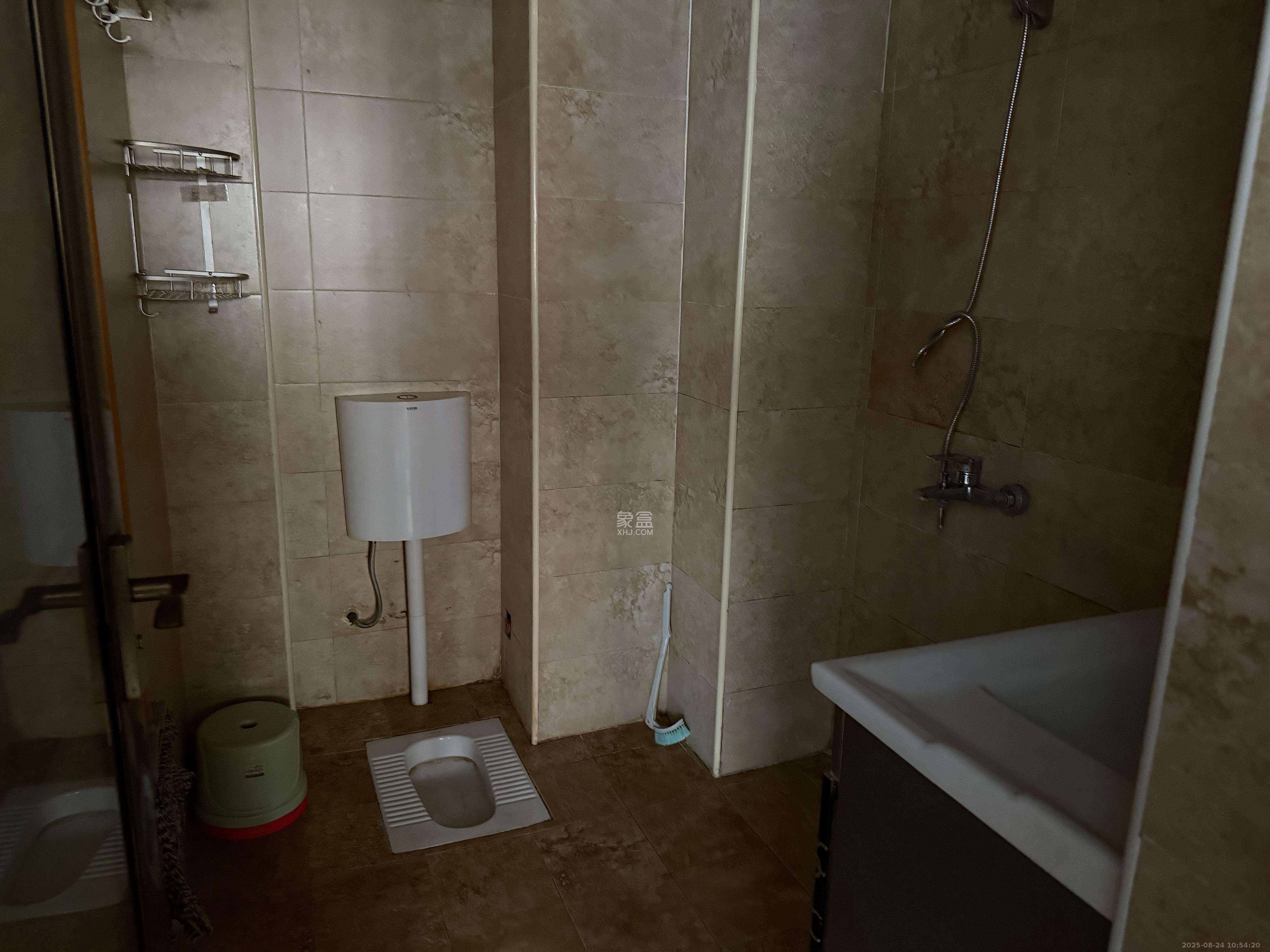 星城新宇颐景苑  1室1厅1卫    1500.0元/月 星城新宇颐景苑  1室1厅1卫    1500.0元/月室内图