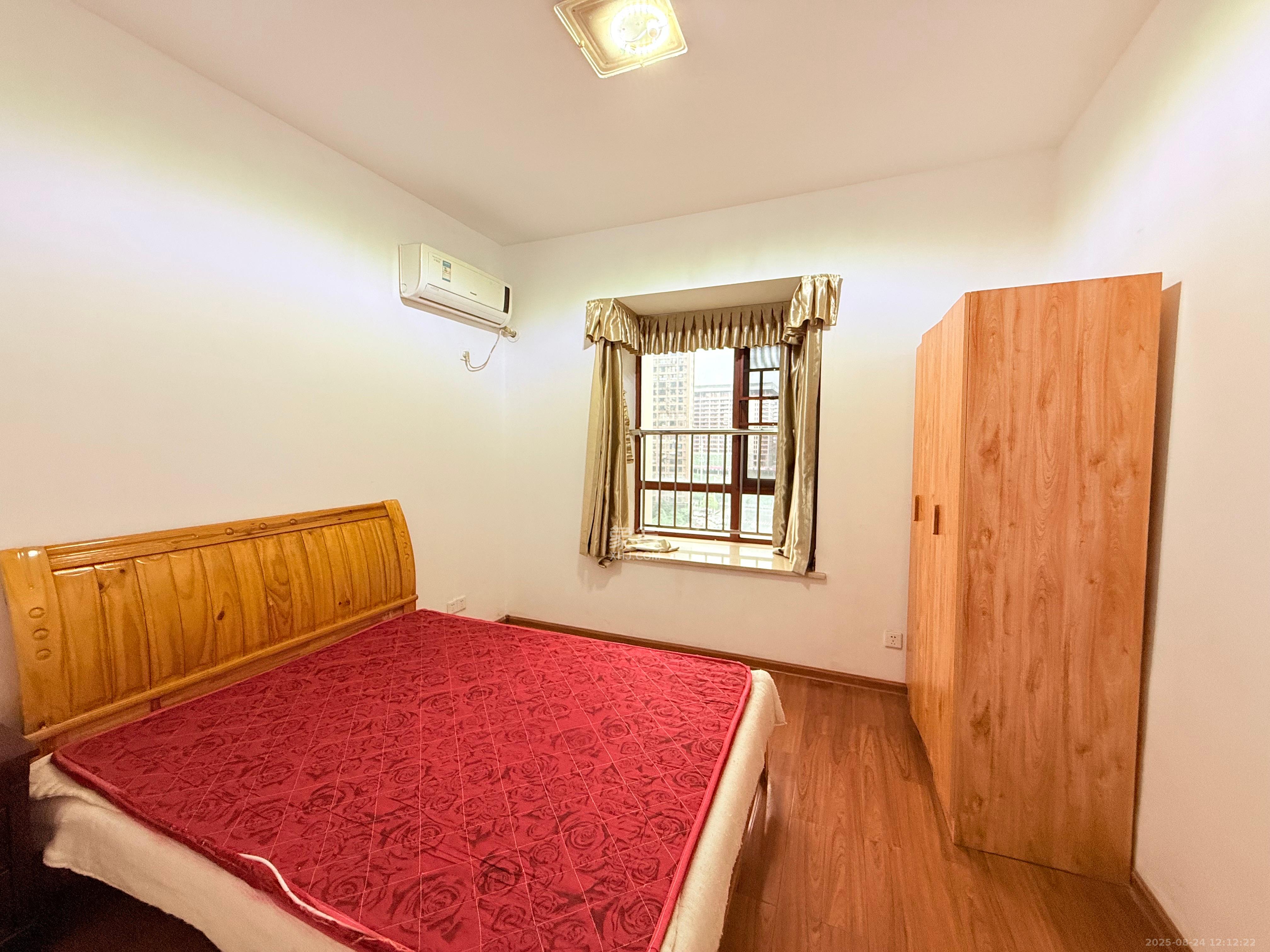 银杏嘉园  4室2厅1卫    3000.0元/月 银杏嘉园  4室2厅1卫    3000.0元/月室内图