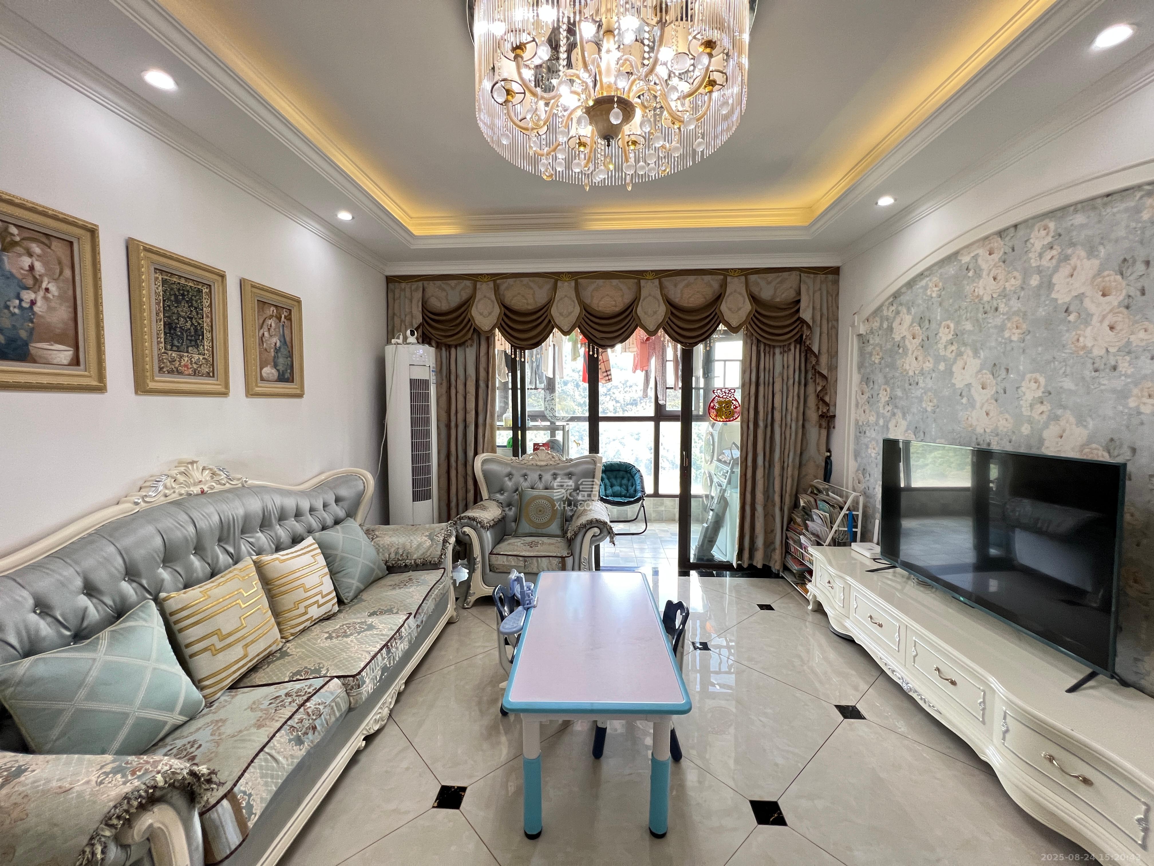 佳兆业云顶梅溪湖(佳兆业梅溪荟) 3室2厅1卫 3500.0元/月 佳兆业云顶梅溪湖(佳兆业梅溪荟) 3室2厅1卫 3500.0元/月室内图