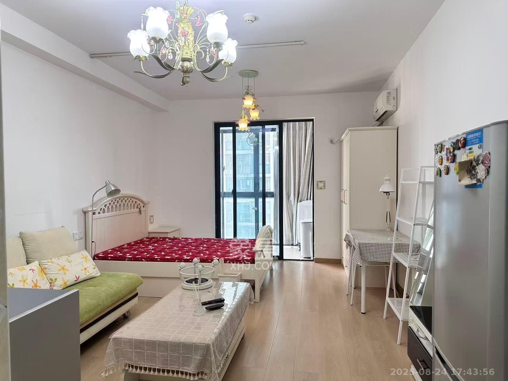 尊邸华庭 1室1厅1卫 1599.0元/月 尊邸华庭 1室1厅1卫 1599.0元/月室内图