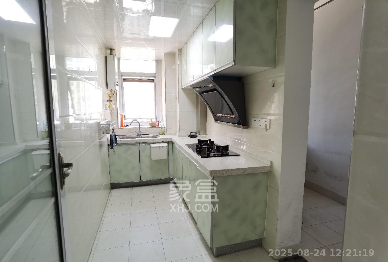 乾源国际  1室1厅1卫    1200.0元/月室内图