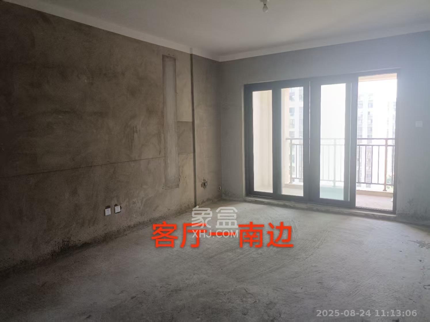 北辰中央公园DF区  4室2厅2卫   1800.00元/月室内图