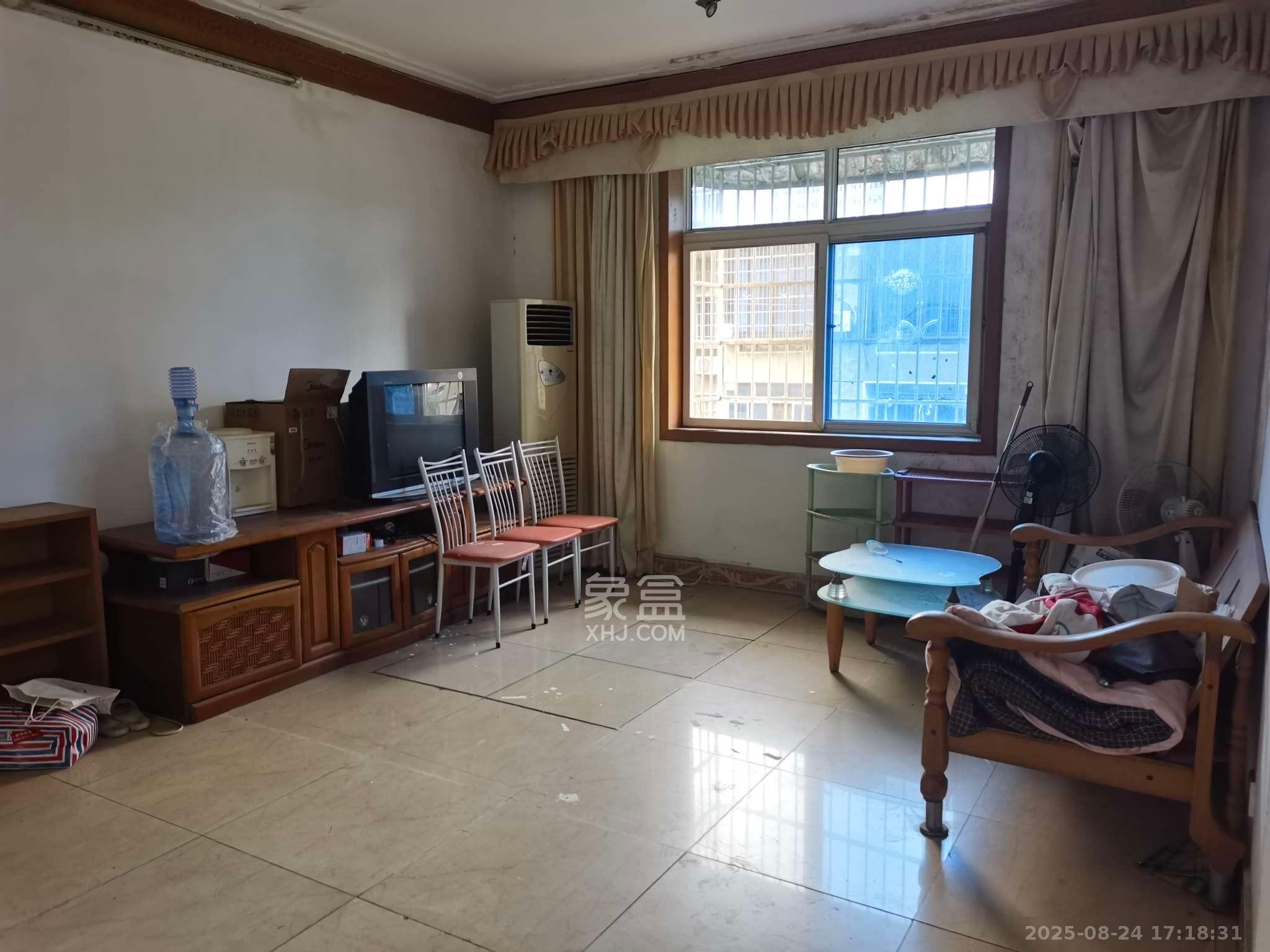 长沙紫金苑 3室1厅1卫 2100.0元/月 长沙紫金苑 3室1厅1卫 2100.0元/月室内图