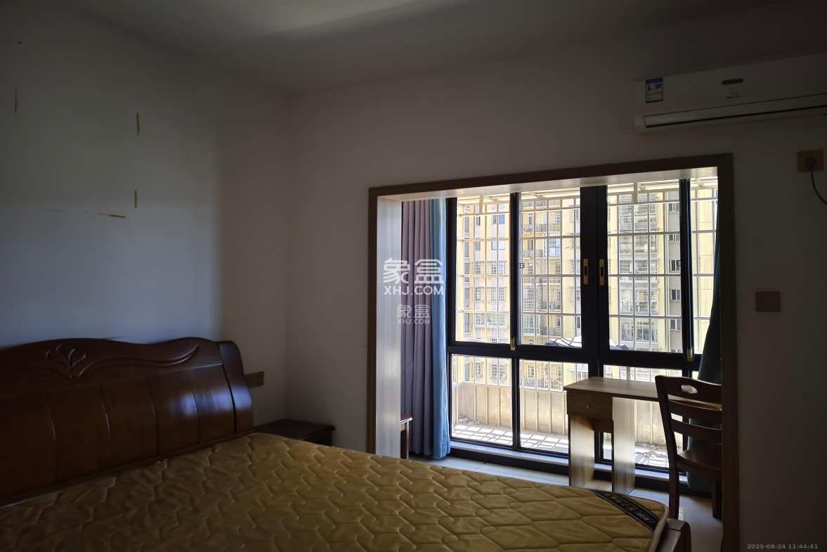 荷韵园 2室1厅1卫 1600.0元/月 荷韵园 2室1厅1卫 1600.0元/月室内图