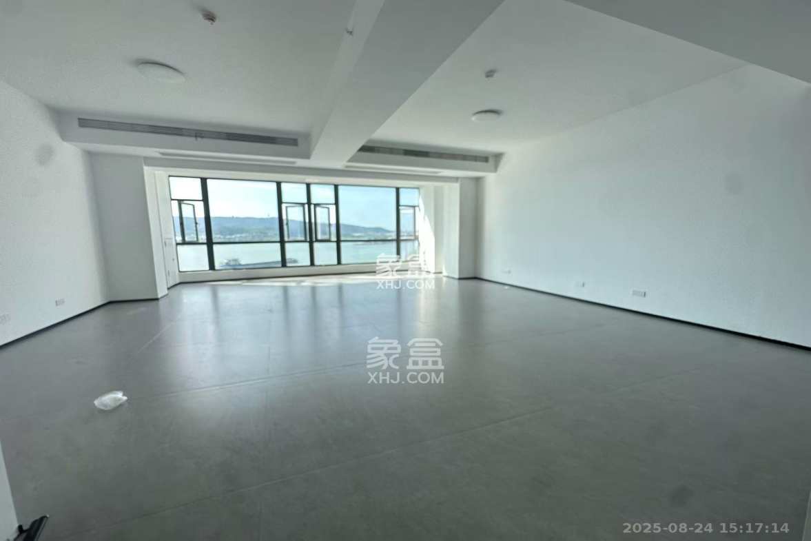 湘江颂 1室1厅1卫 6800.0元/月 湘江颂 1室1厅1卫 6800.0元/月室内图