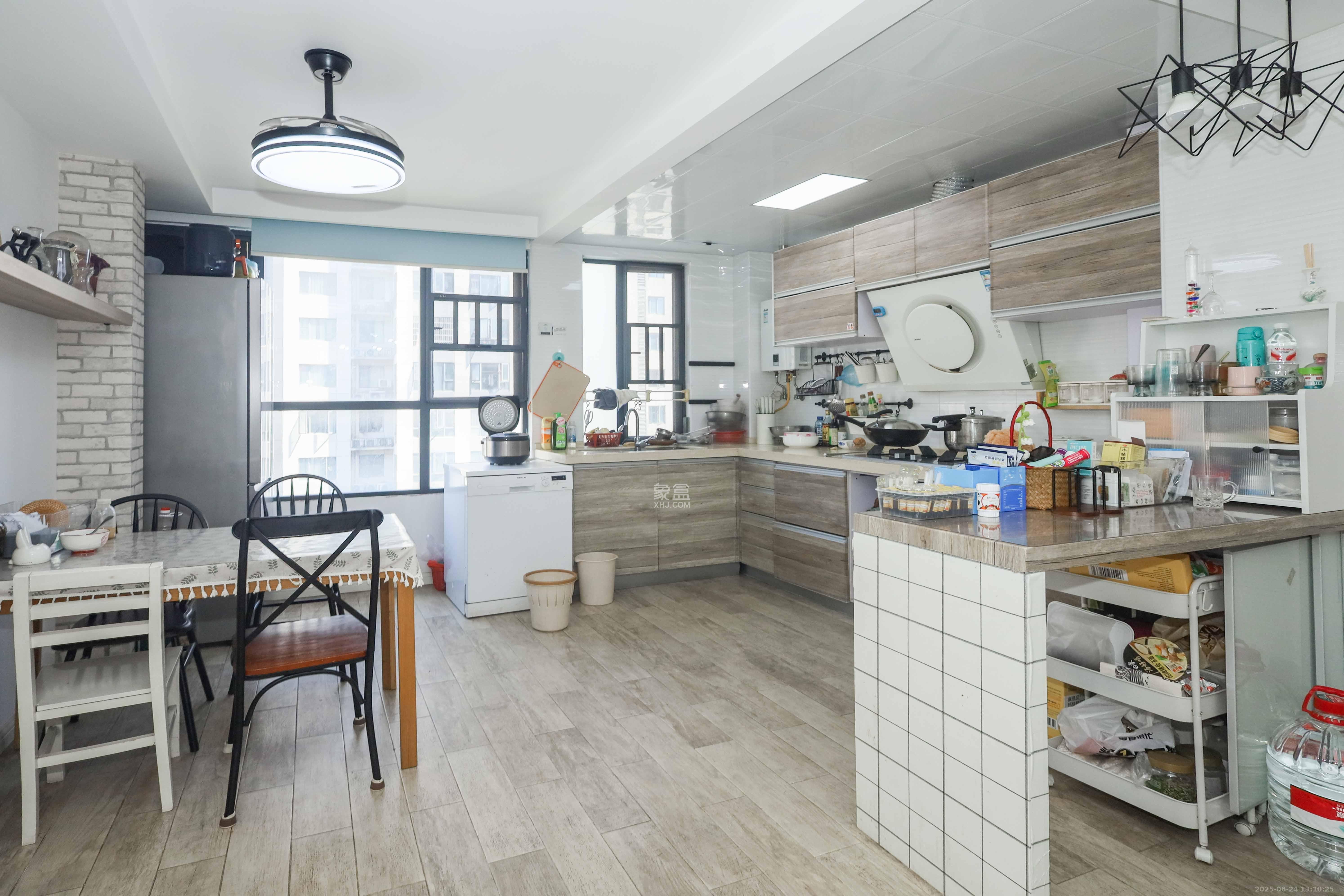 中国铁建梅溪青秀一期  3室2厅1卫    120.0万其他