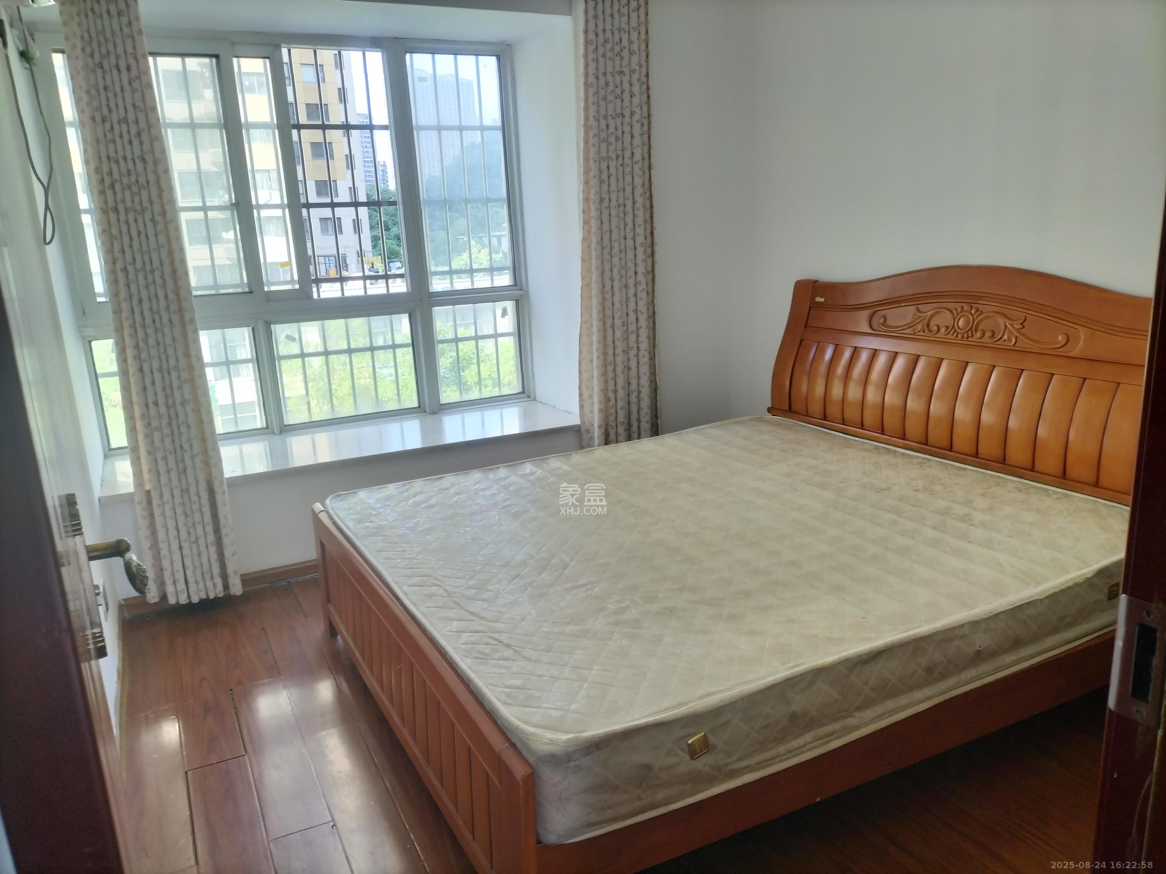 家和苑（原梅溪湖保障性住房一期）  3室2厅1卫   2200.00元/月室内图
