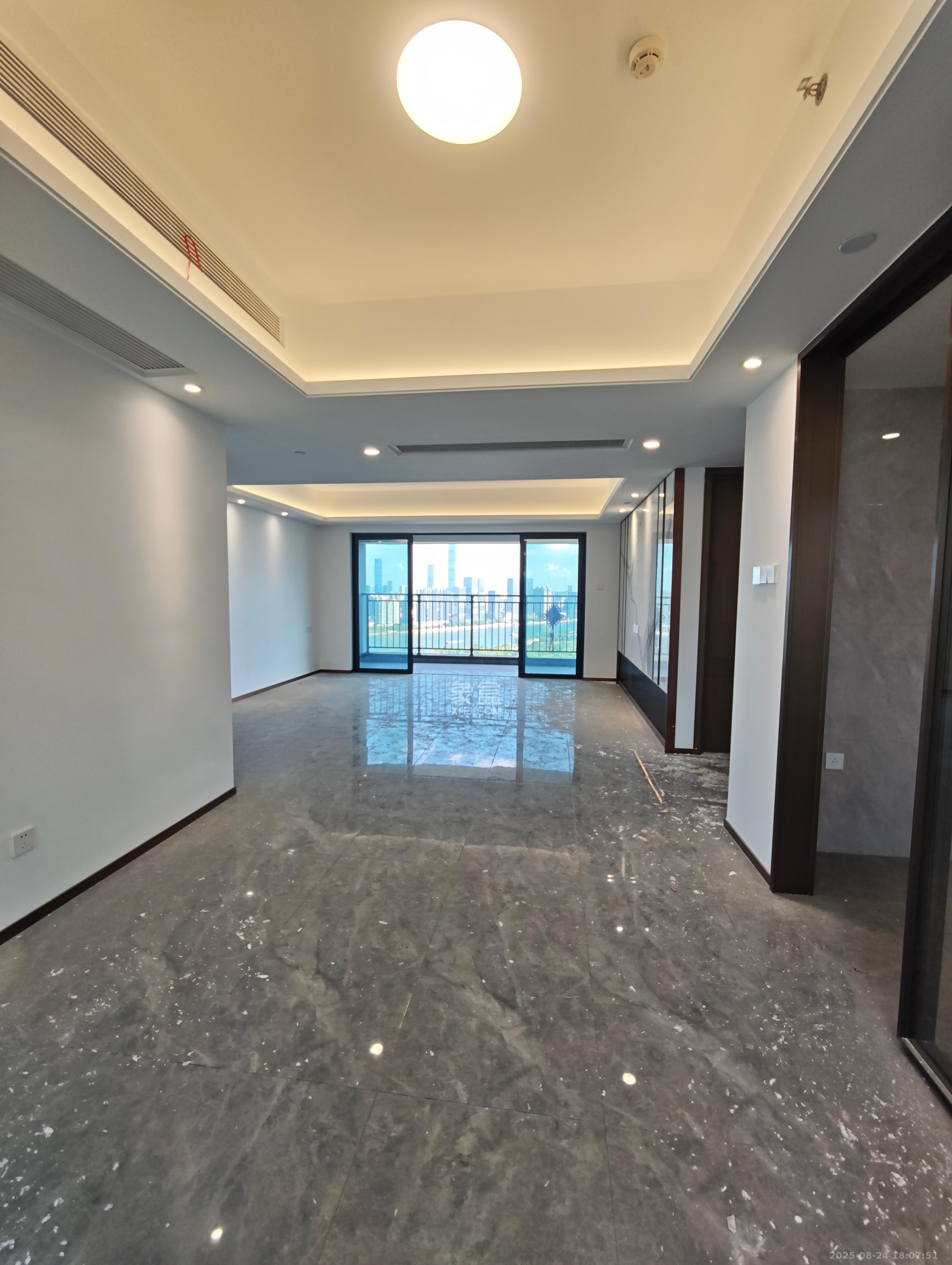 滨江府1913 4室2厅3卫 10000.0元/月 滨江府1913 4室2厅3卫 10000.0元/月室内图