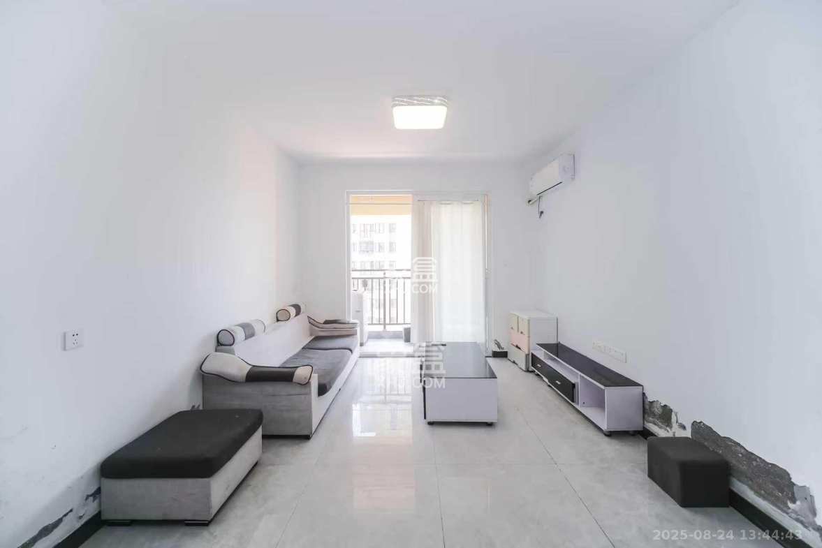 保利香槟国际  2室2厅2卫    1600.0元/月 保利香槟国际  2室2厅2卫    1600.0元/月室内图