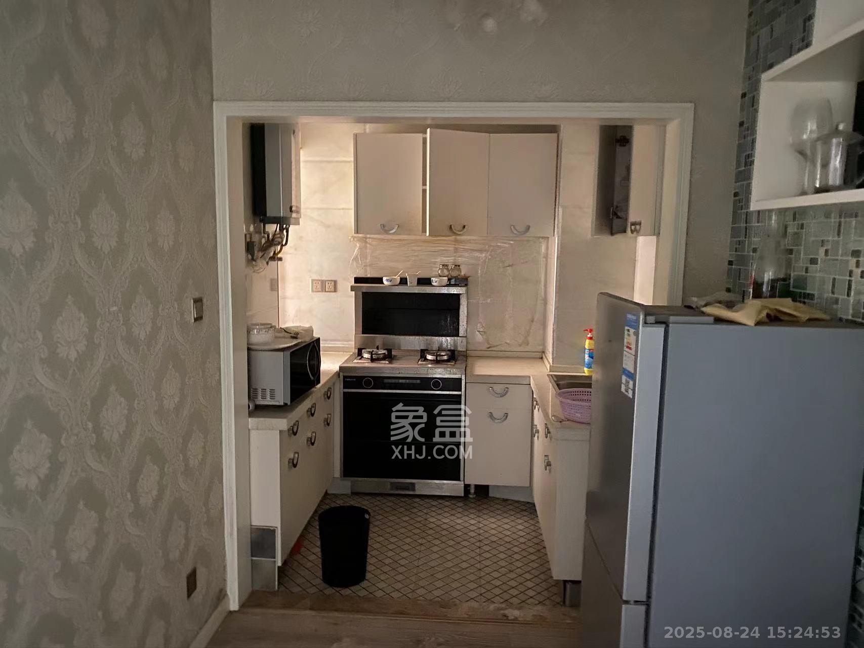 上峰苑（兰亭玥岛）  2室1厅1卫    2200.0元/月室内图