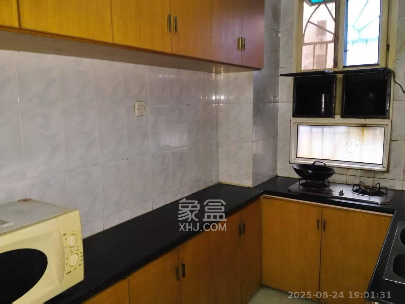 湖开小区（湖南开关厂宿舍）/南大桥社区  2室1厅1卫   1400.00元/月