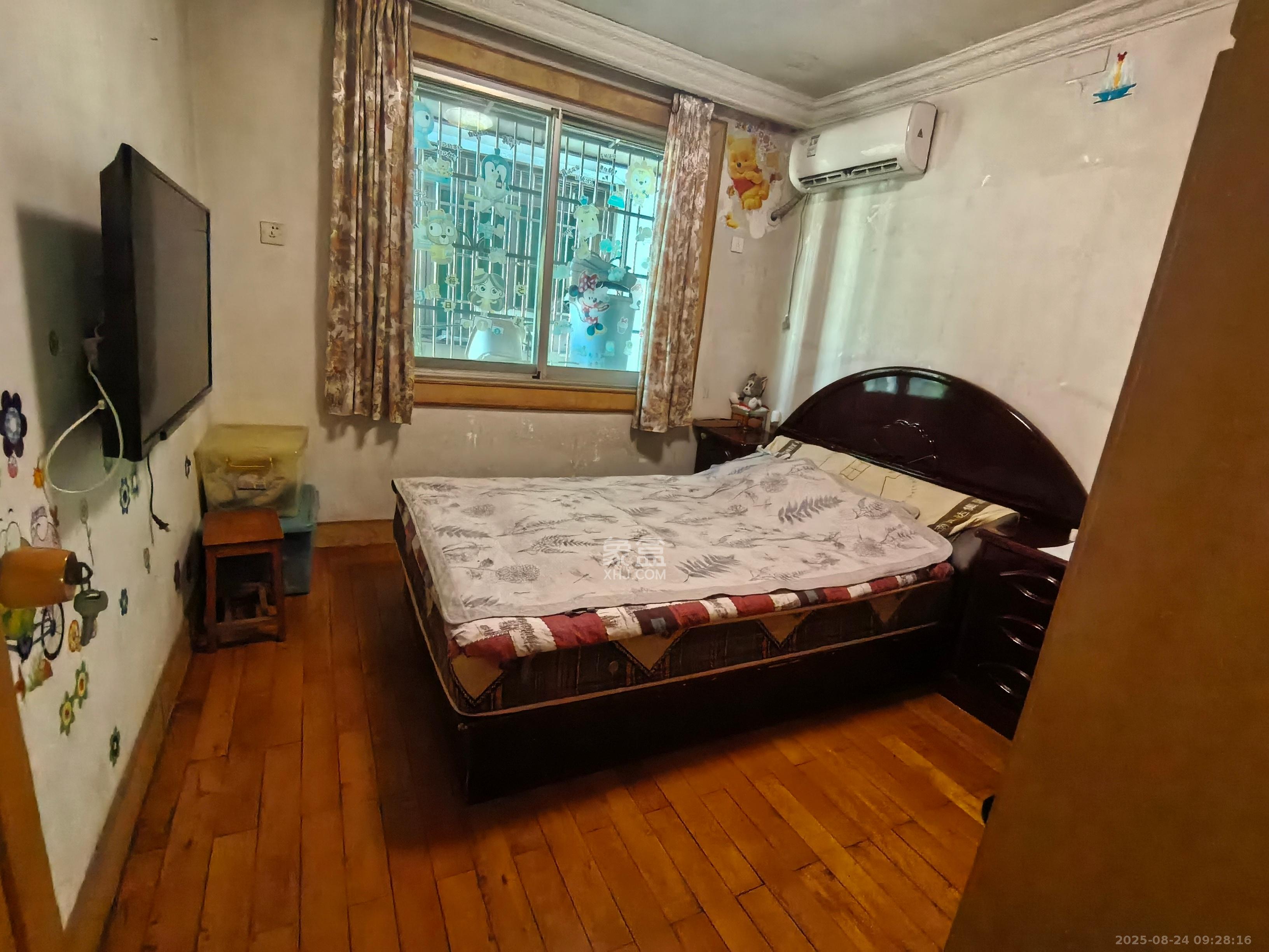 荷花园出租公司宿舍 2室2厅1卫 1800.0元/月 荷花园出租公司宿舍 2室2厅1卫 1800.0元/月室内图