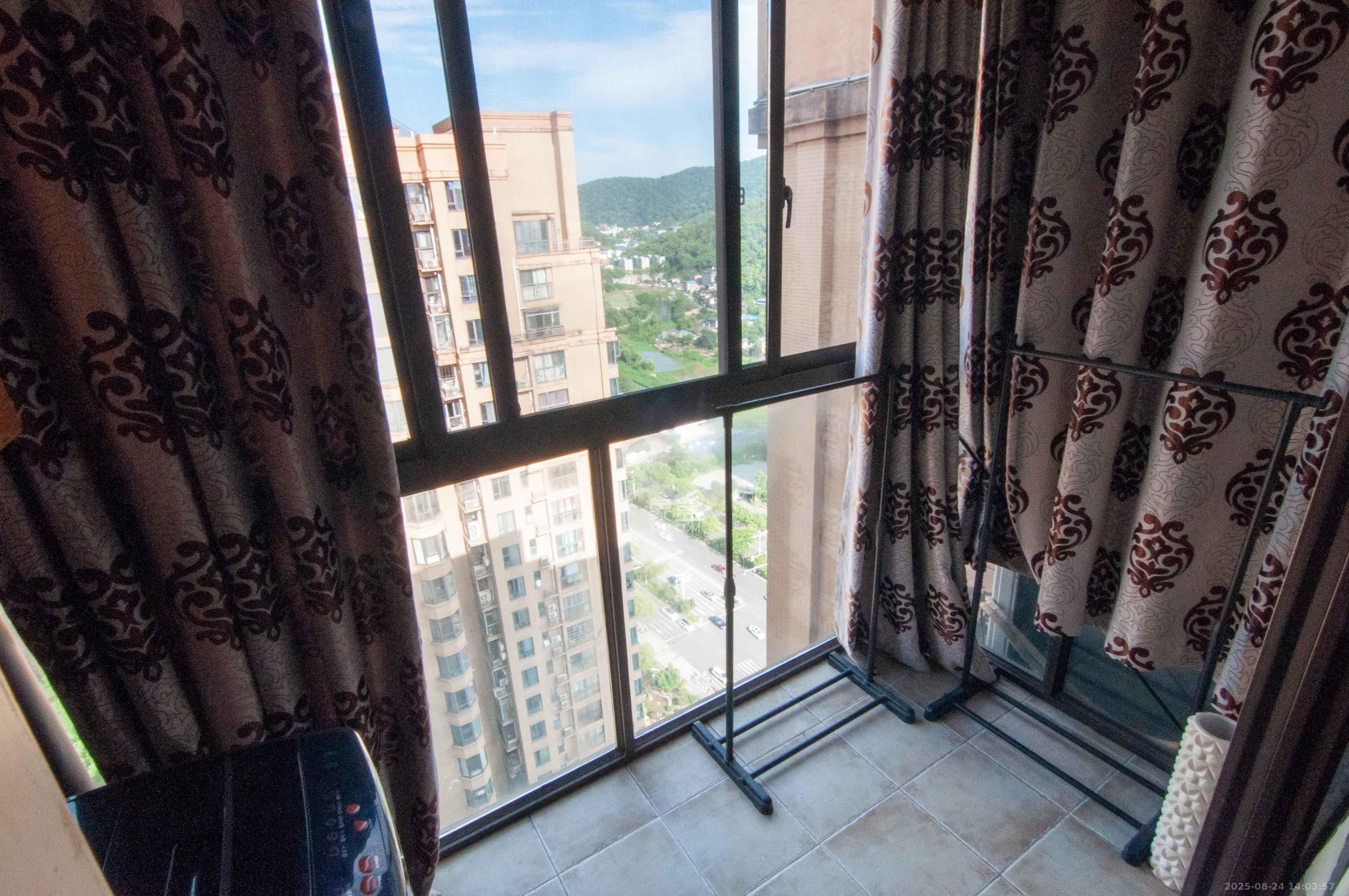 中一九骏（枫桥苑）  1室1厅1卫    48.0万其他