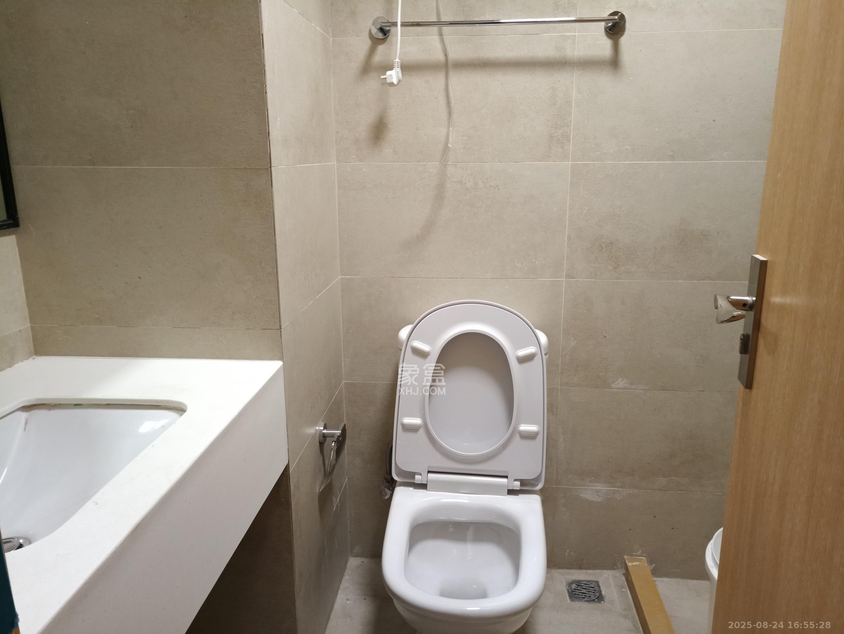 兰亭湾畔 1室1厅1卫 1200.0元/月 兰亭湾畔 1室1厅1卫 1200.0元/月室内图