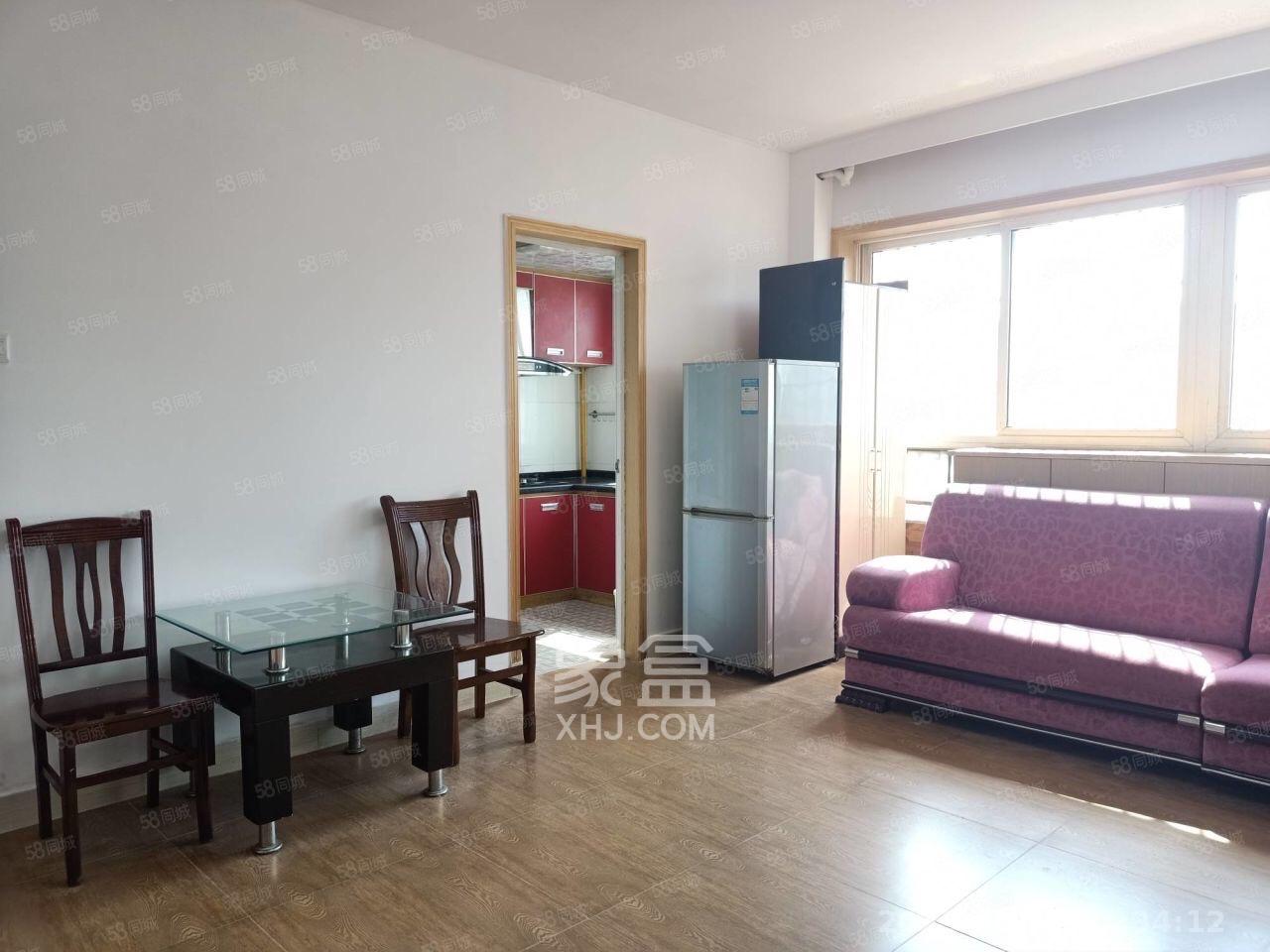 伍家岭生活广场 2室1厅1卫 1800.0元/月 伍家岭生活广场 2室1厅1卫 1800.0元/月室内图