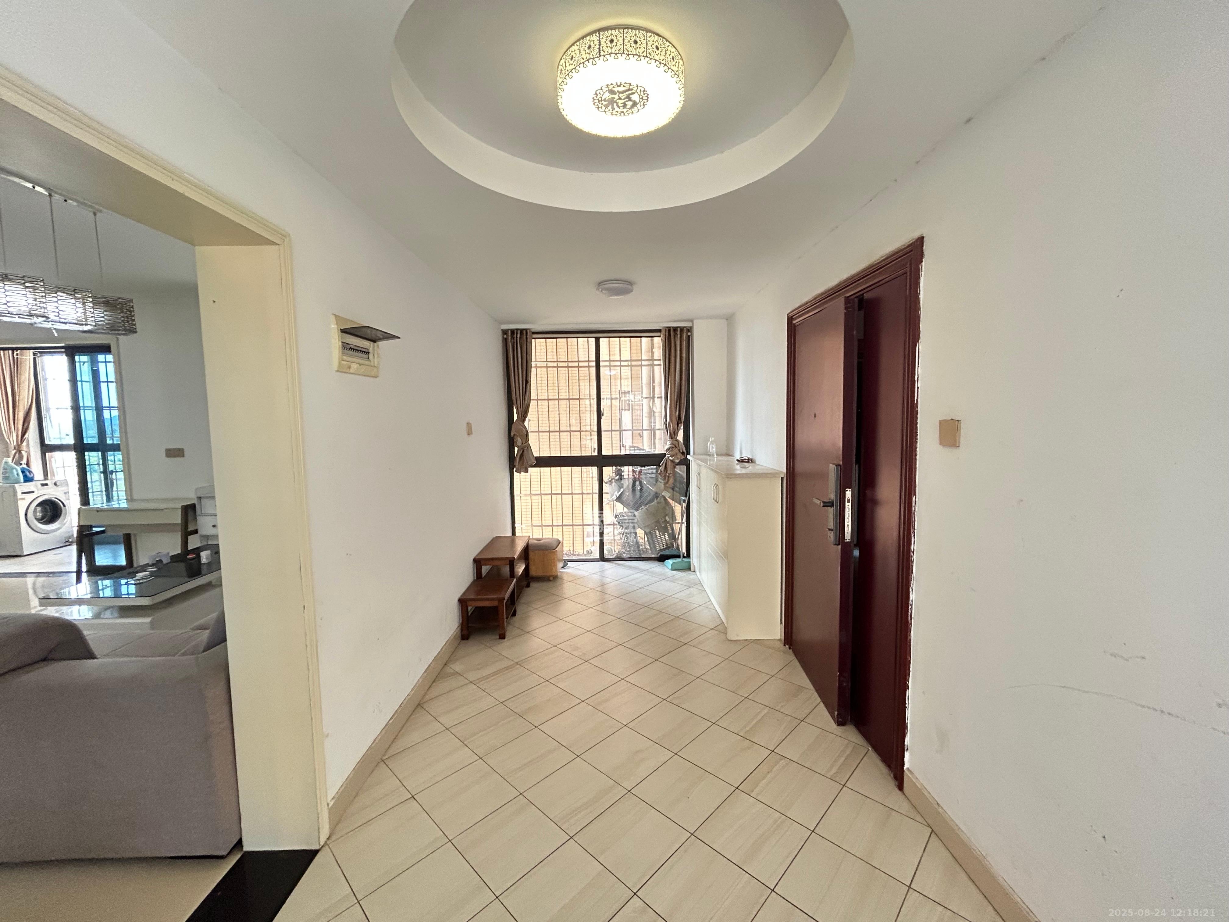 幸福庄园  4室2厅2卫    2200.0元/月 幸福庄园  4室2厅2卫    2200.0元/月室内图