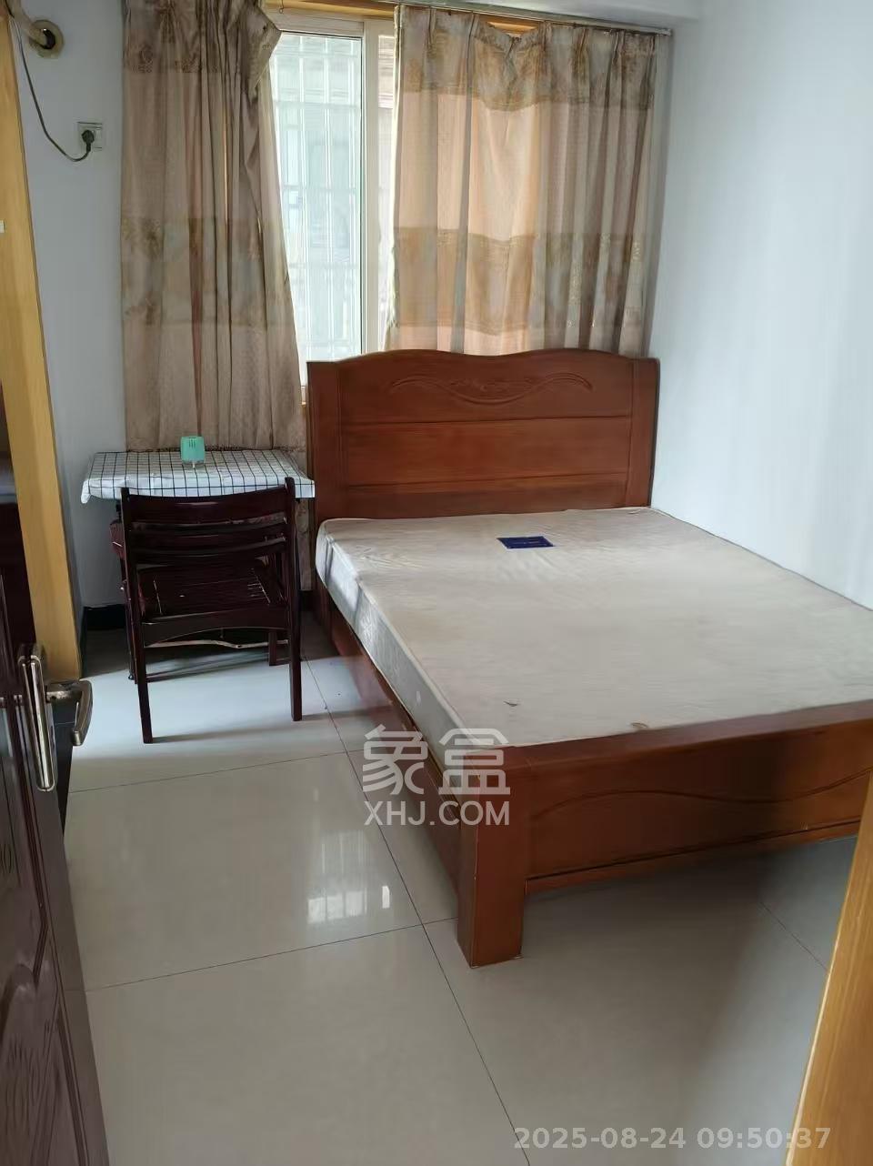 景湾小区(井湾小区) 1室1厅1卫 1000.0元/月 景湾小区(井湾小区) 1室1厅1卫 1000.0元/月室内图