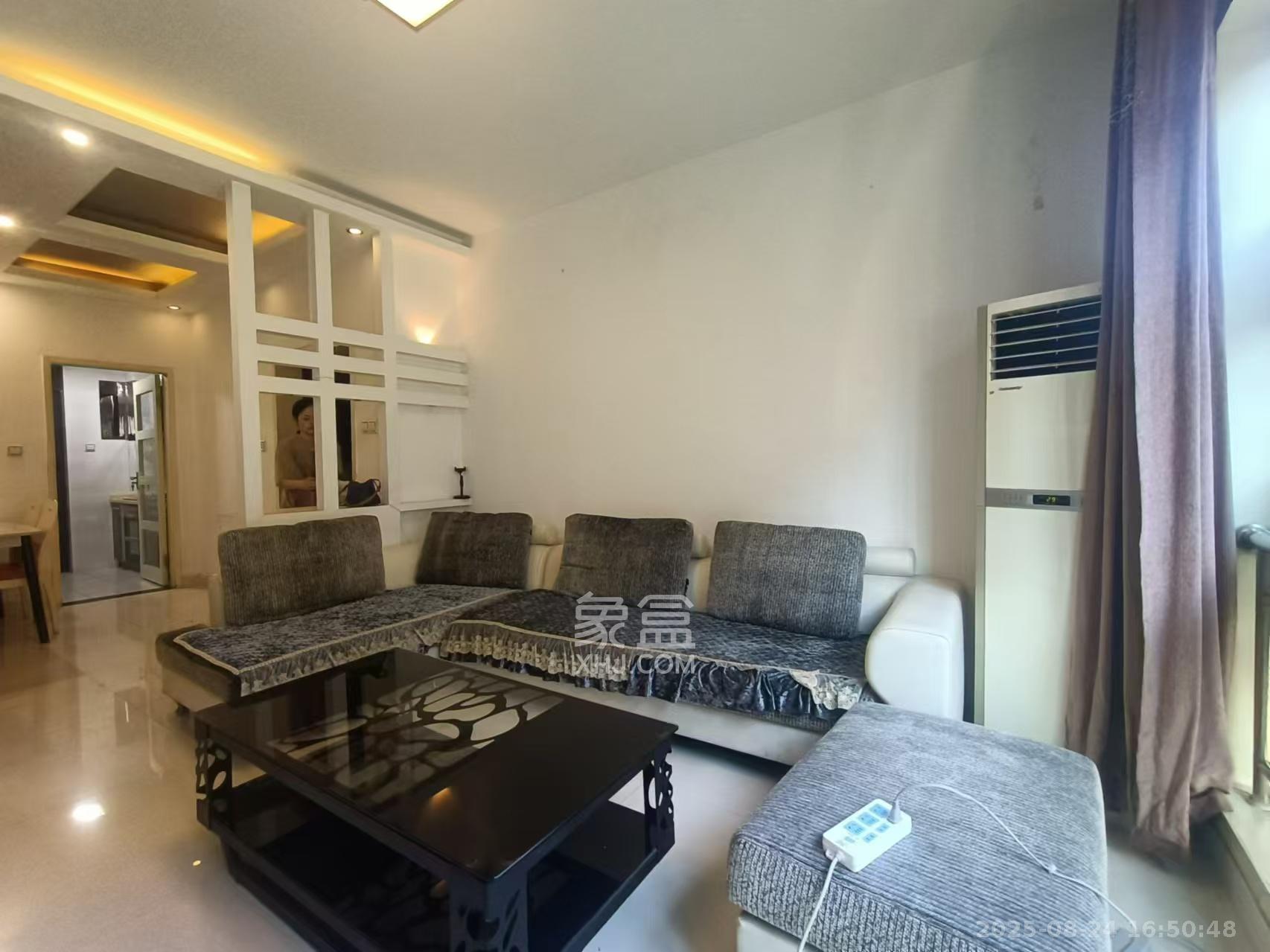 奥林匹克花园 2室1厅1卫 2600.0元/月 奥林匹克花园 2室1厅1卫 2600.0元/月室内图