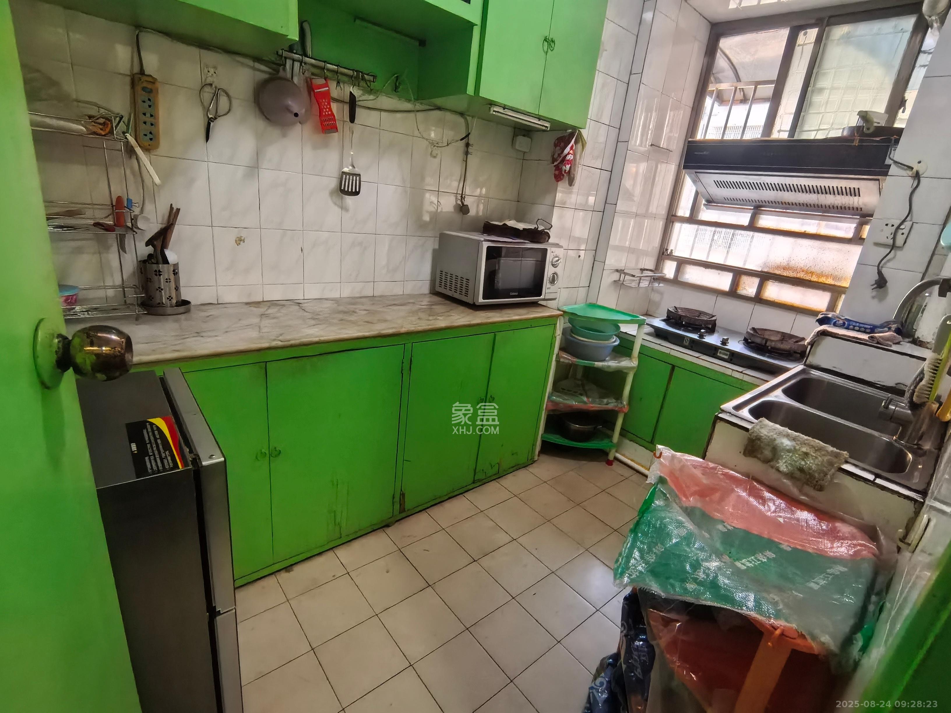 荷花园出租公司宿舍 2室2厅1卫 1800.0元/月 荷花园出租公司宿舍 2室2厅1卫 1800.0元/月室内图