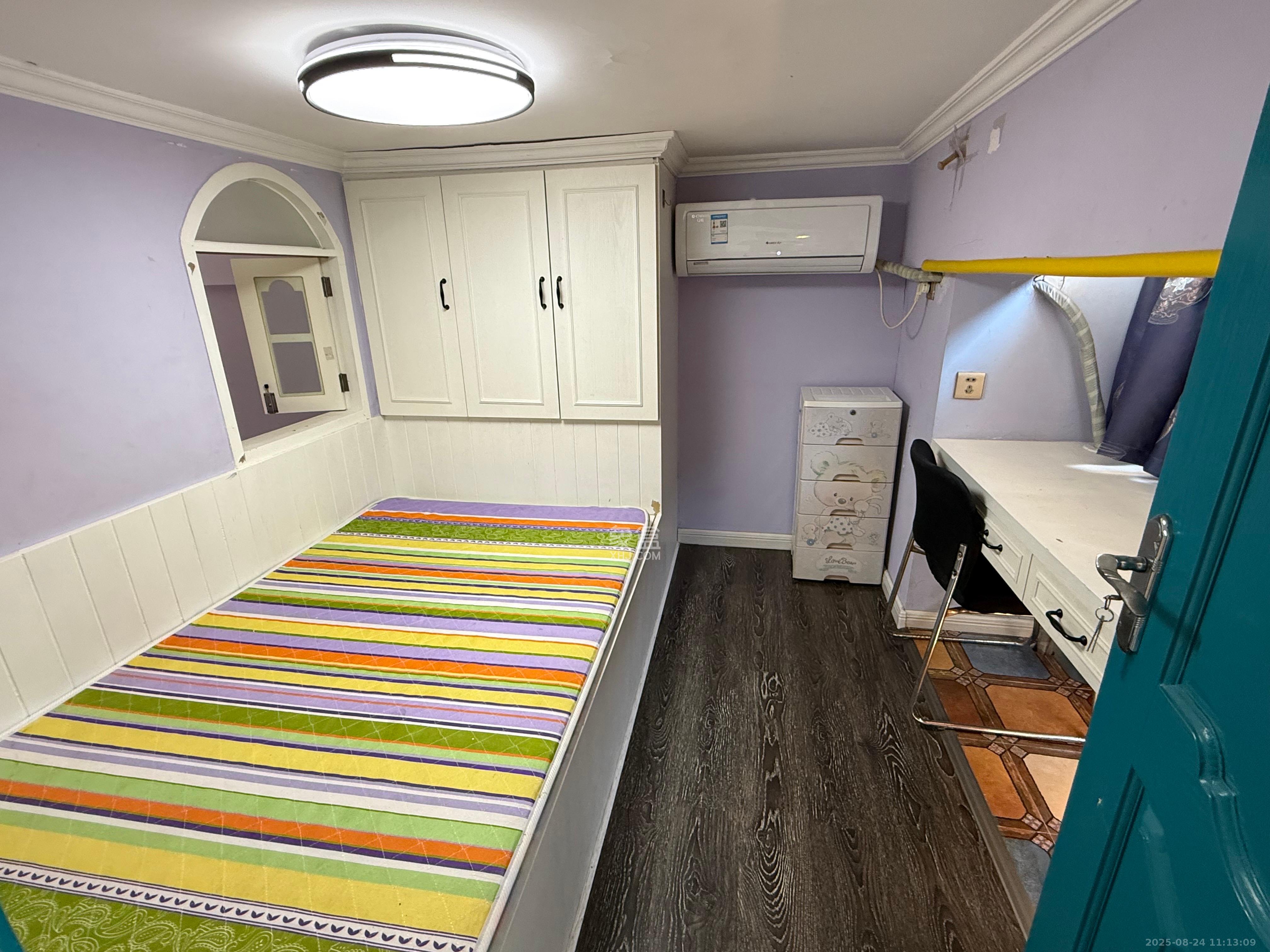 融圣国际 2室1厅1卫 1800.0元/月 融圣国际 2室1厅1卫 1800.0元/月室内图