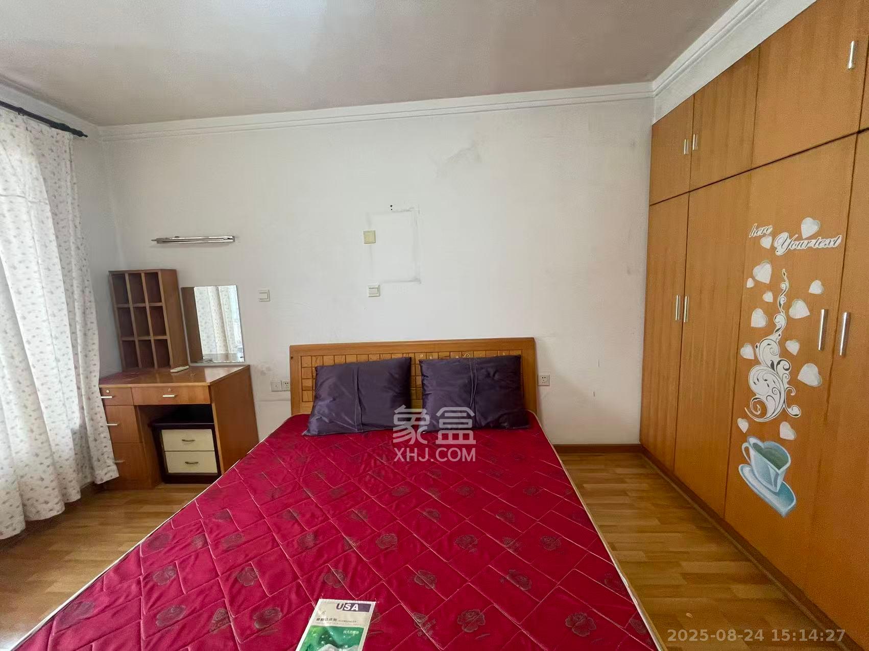 景湾小区(井湾小区) 2室2厅1卫 1500.0元/月 景湾小区(井湾小区) 2室2厅1卫 1500.0元/月室内图