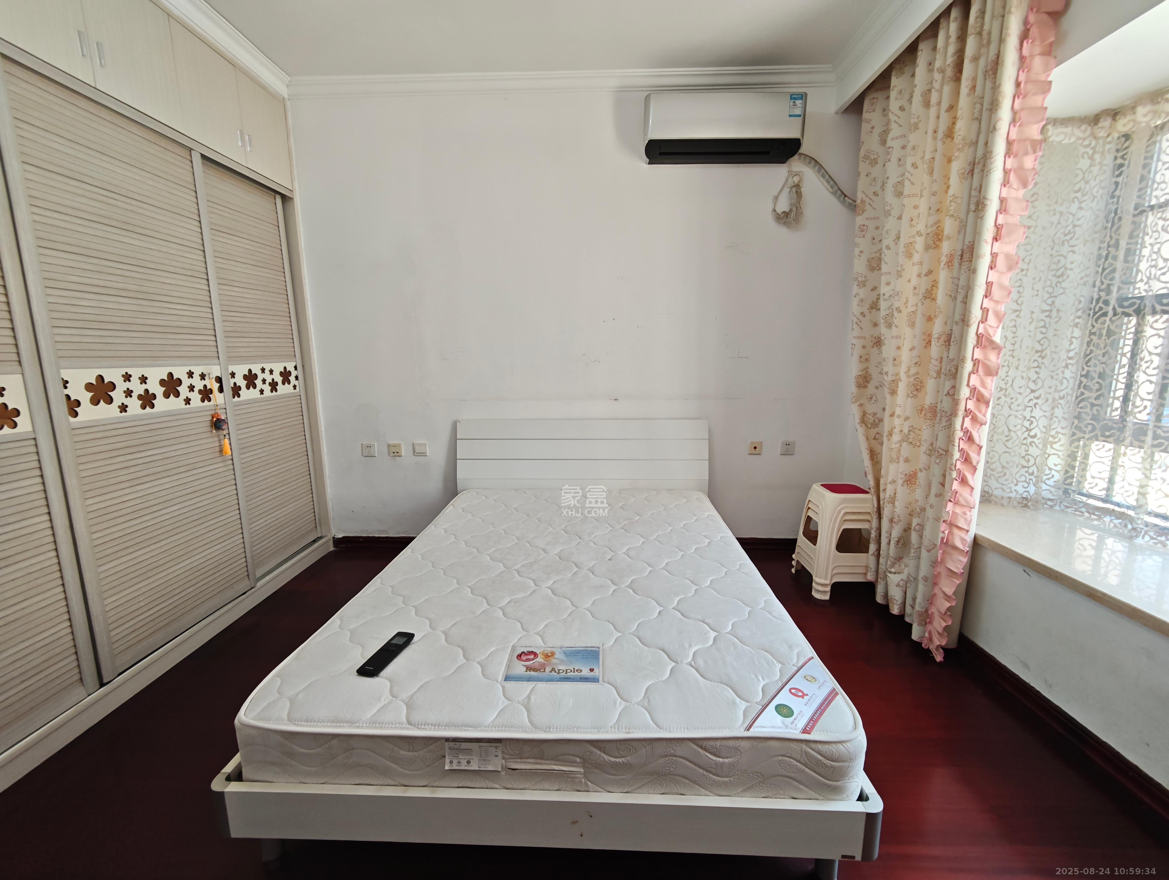 茂华禧都会  3室2厅1卫    2800.0元/月 茂华禧都会  3室2厅1卫    2800.0元/月室内图