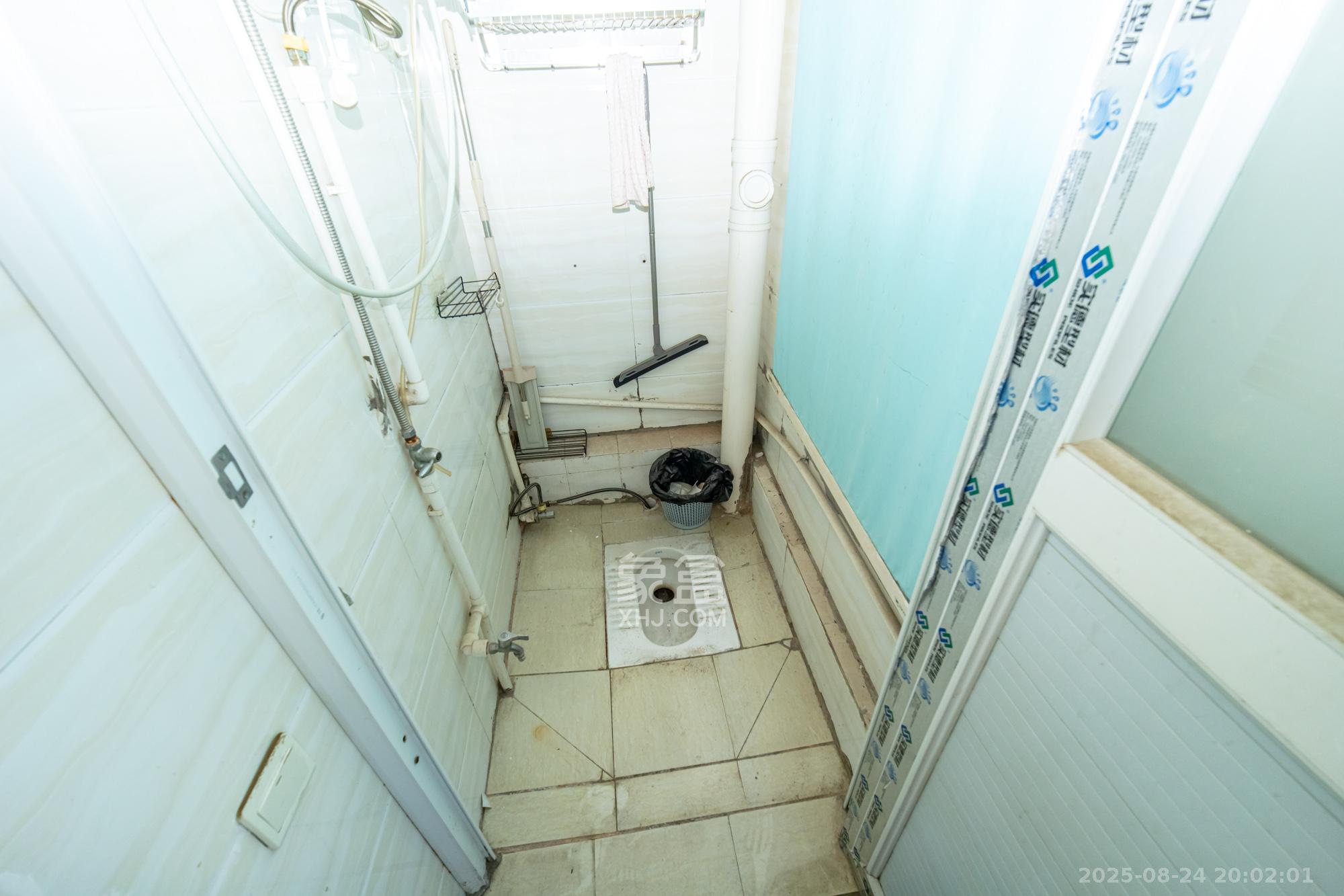 星沙二区  8室8厅6卫    89.8万 星沙二区  8室8厅6卫    89.8万卫生间