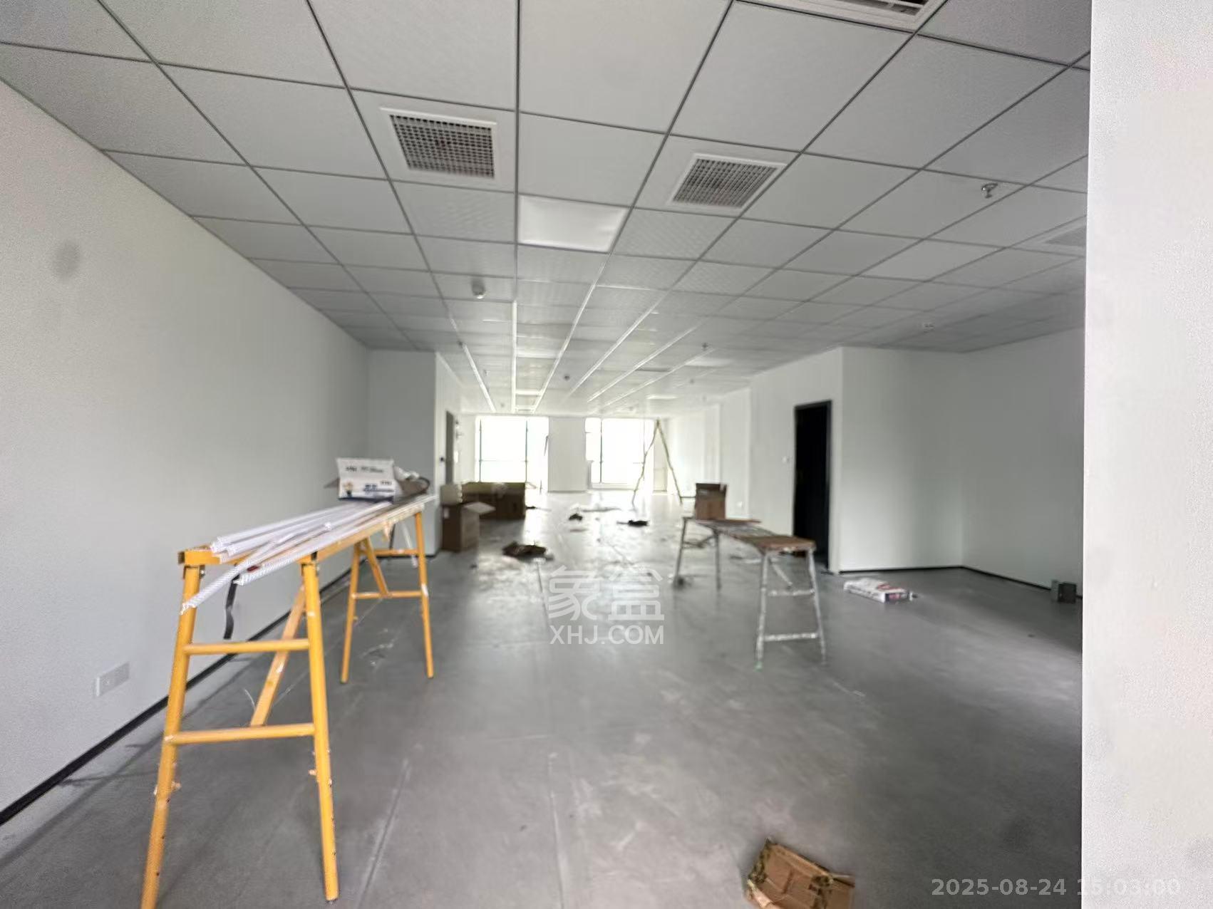 湘江颂 1室1厅1卫 8800.0元/月 湘江颂 1室1厅1卫 8800.0元/月室内图