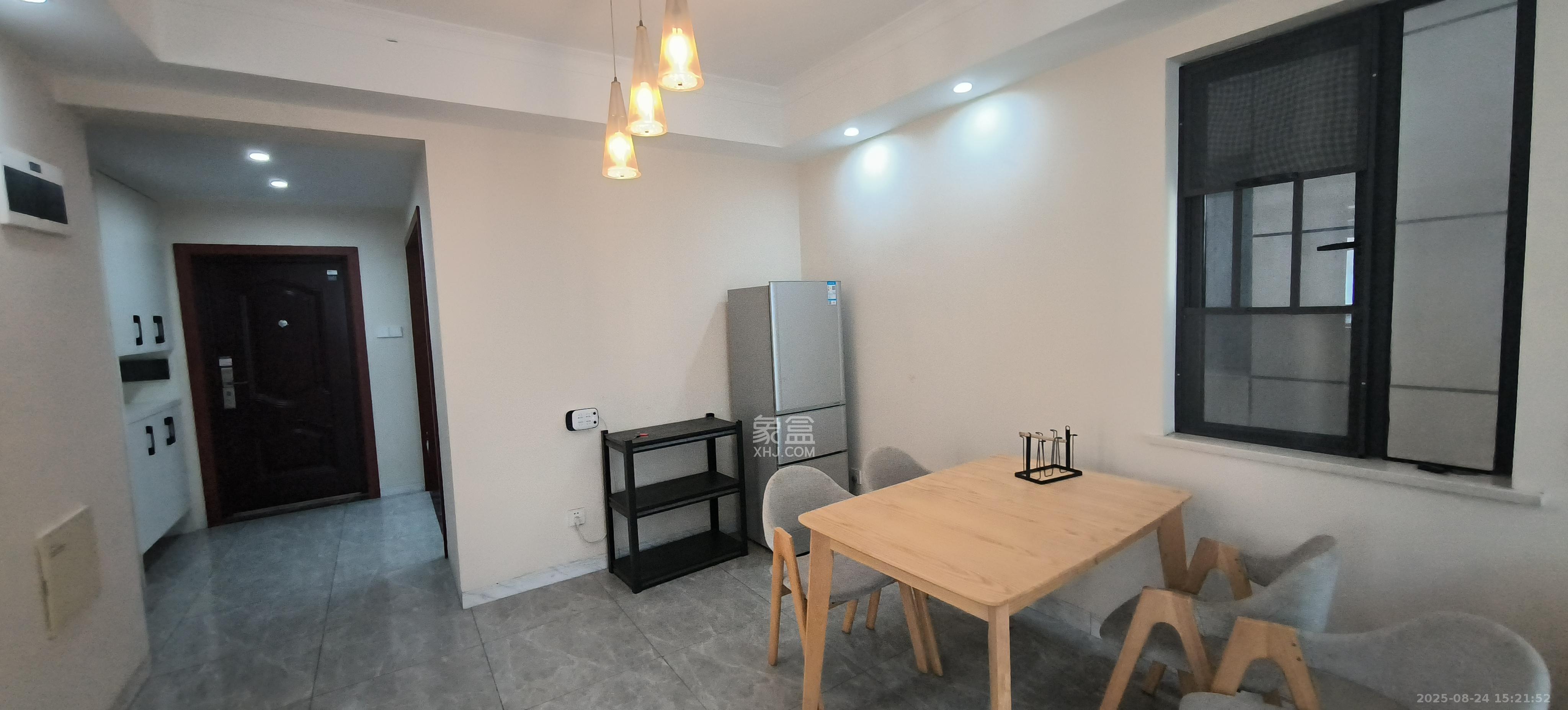 中国铁建梅溪青秀二期 3室2厅2卫 2600.0元/月 中国铁建梅溪青秀二期 3室2厅2卫 2600.0元/月室内图