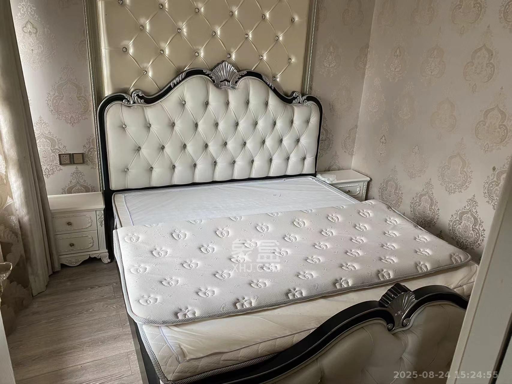 上峰苑(兰亭玥岛) 2室1厅1卫 2200.0元/月 上峰苑(兰亭玥岛) 2室1厅1卫 2200.0元/月室内图