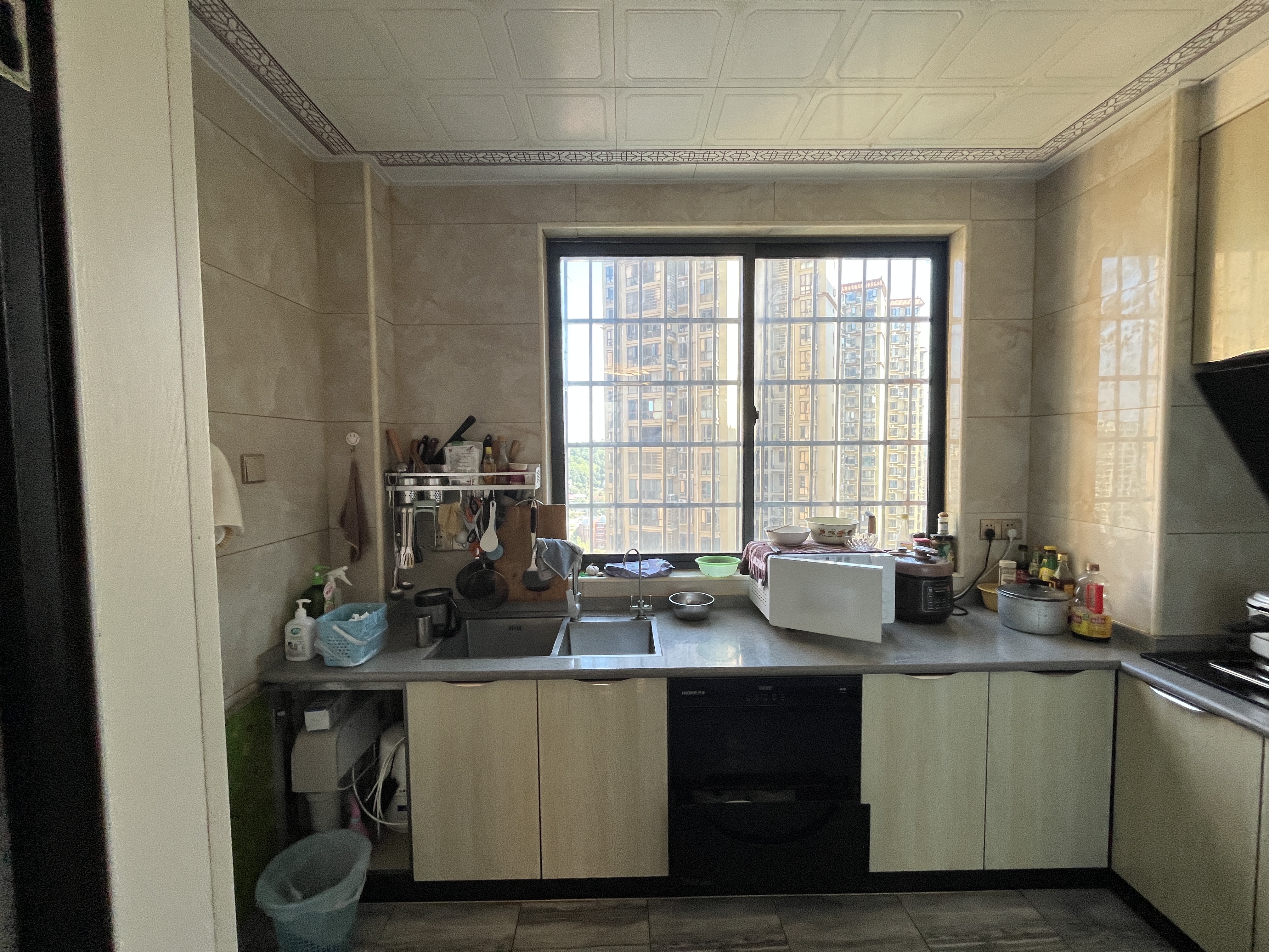 金益紫檀 4室2厅2卫 80.8万 金益紫檀 4室2厅2卫 80.8万客厅