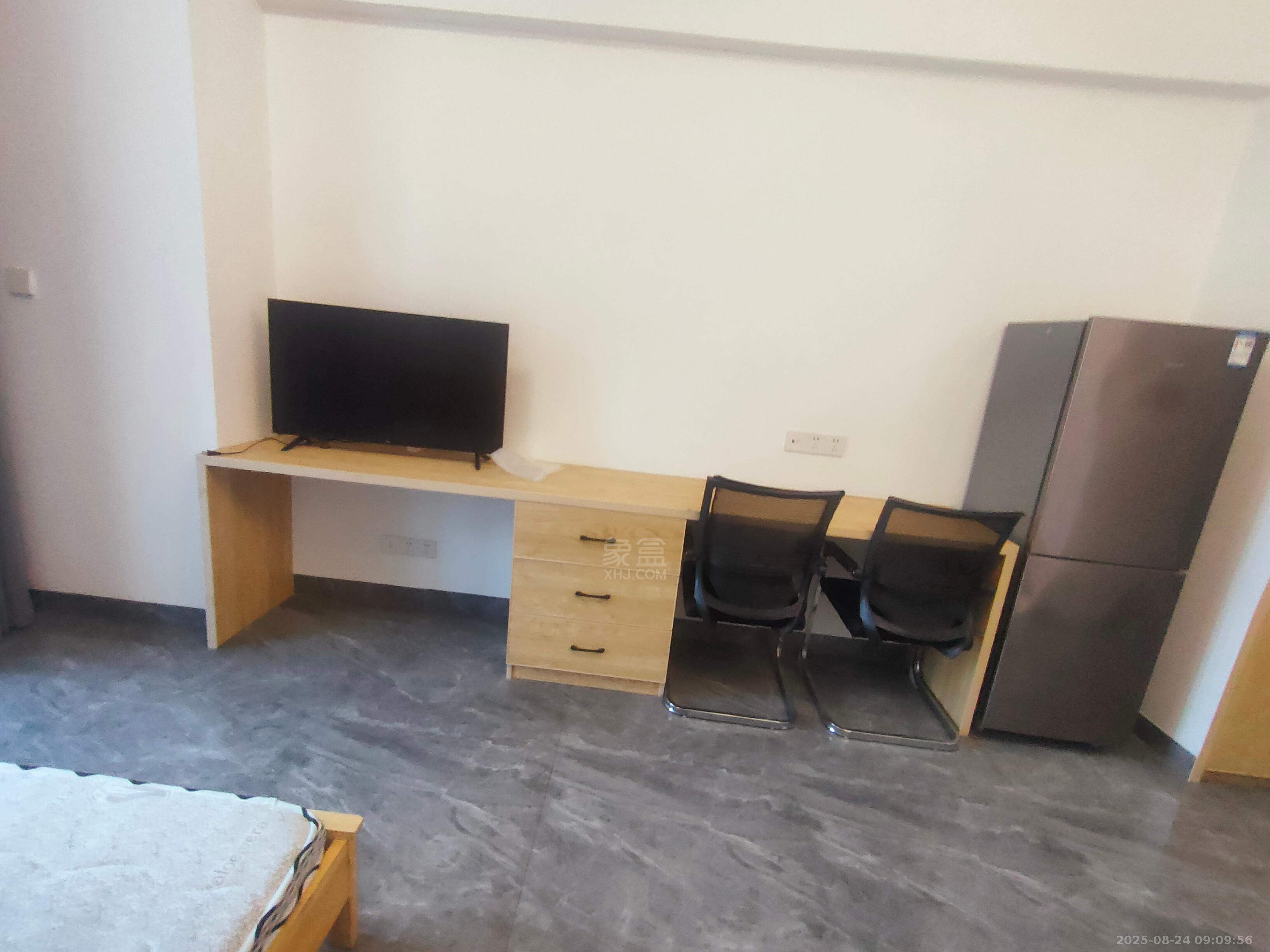 中泰财富湘江 1室1厅1卫 1200.0元/月 中泰财富湘江 1室1厅1卫 1200.0元/月室内图