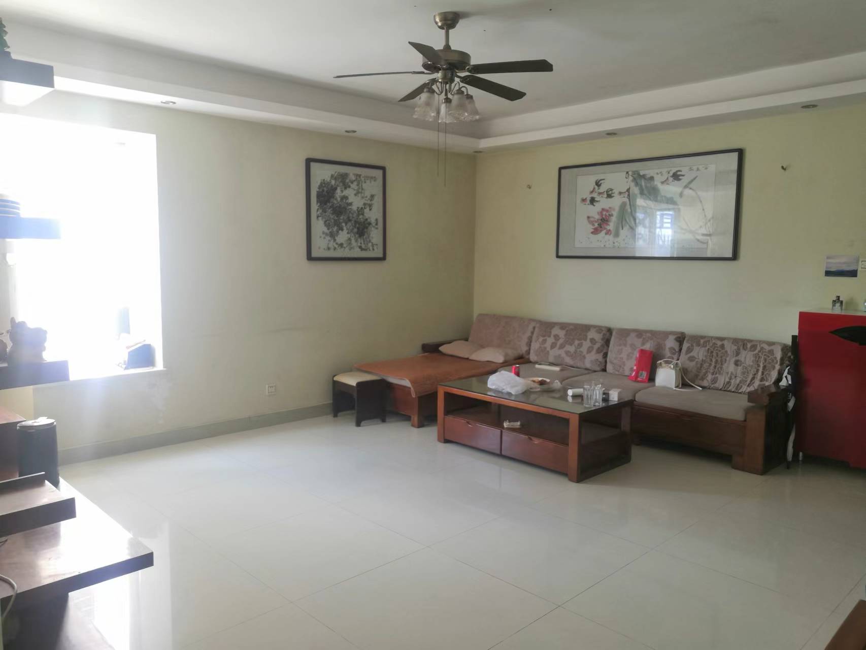 景瑞花园 3室2厅3卫 4000.0元/月 景瑞花园 3室2厅3卫 4000.0元/月室内图