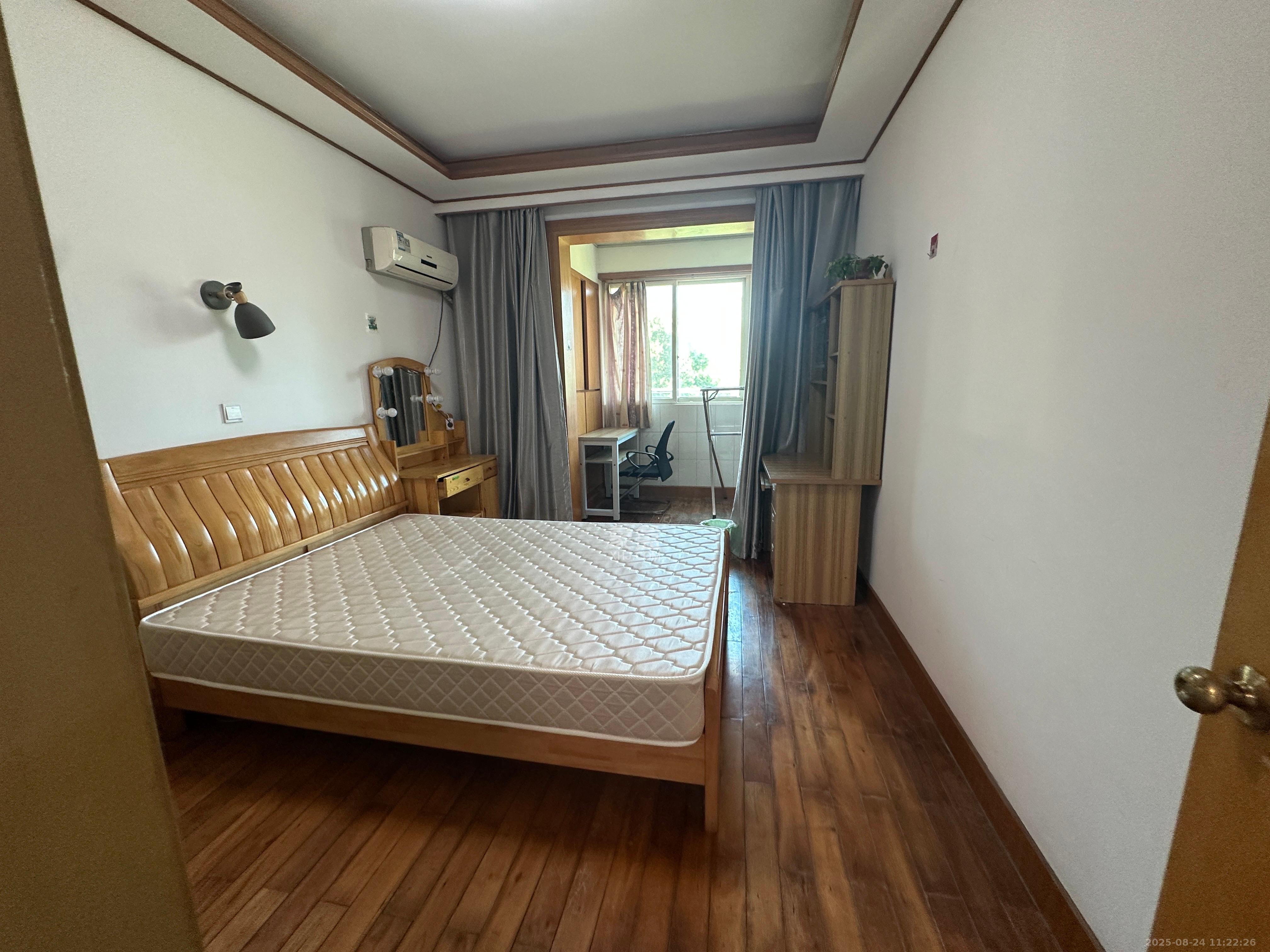 航天大院  3室1厅1卫    1700.0元/月室内图