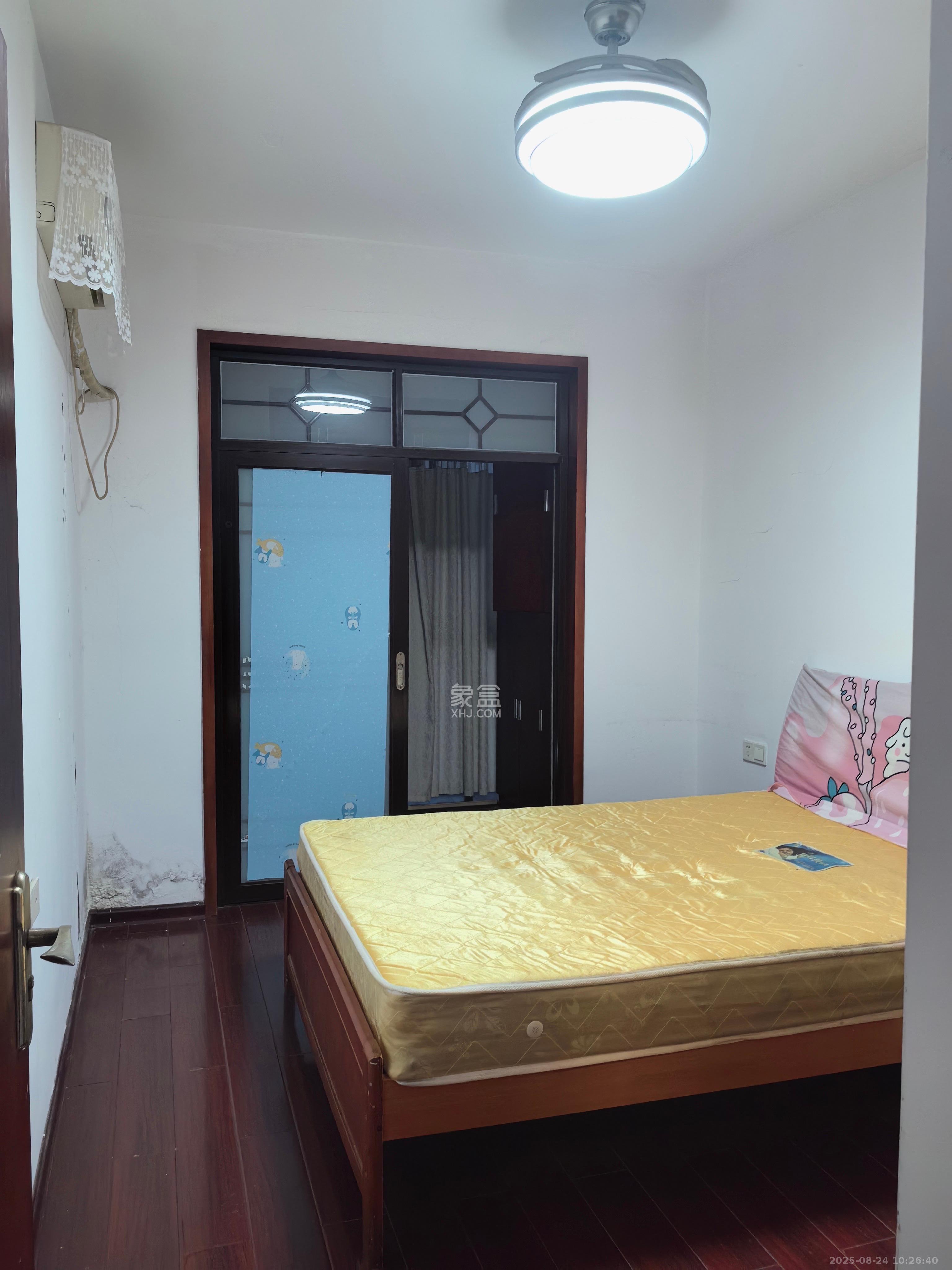 华天LOHO小镇  3室2厅1卫    1800.0元/月室内图