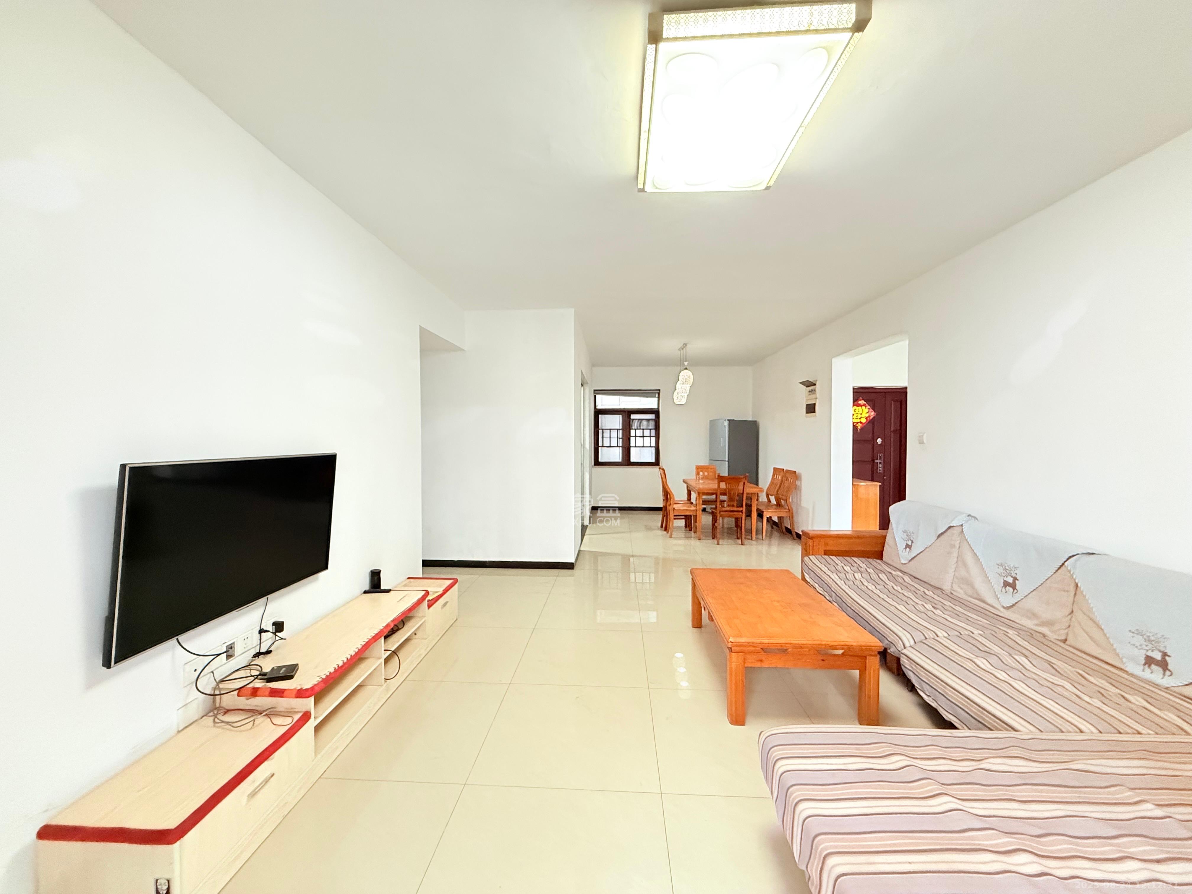 银杏嘉园  4室2厅1卫    3000.0元/月 银杏嘉园  4室2厅1卫    3000.0元/月室内图