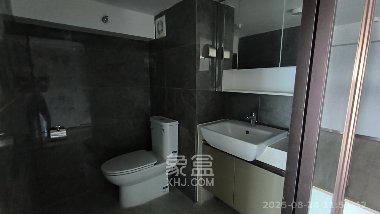 华远华时代 4室1厅2卫 5000.0元/月 华远华时代 4室1厅2卫 5000.0元/月室内图