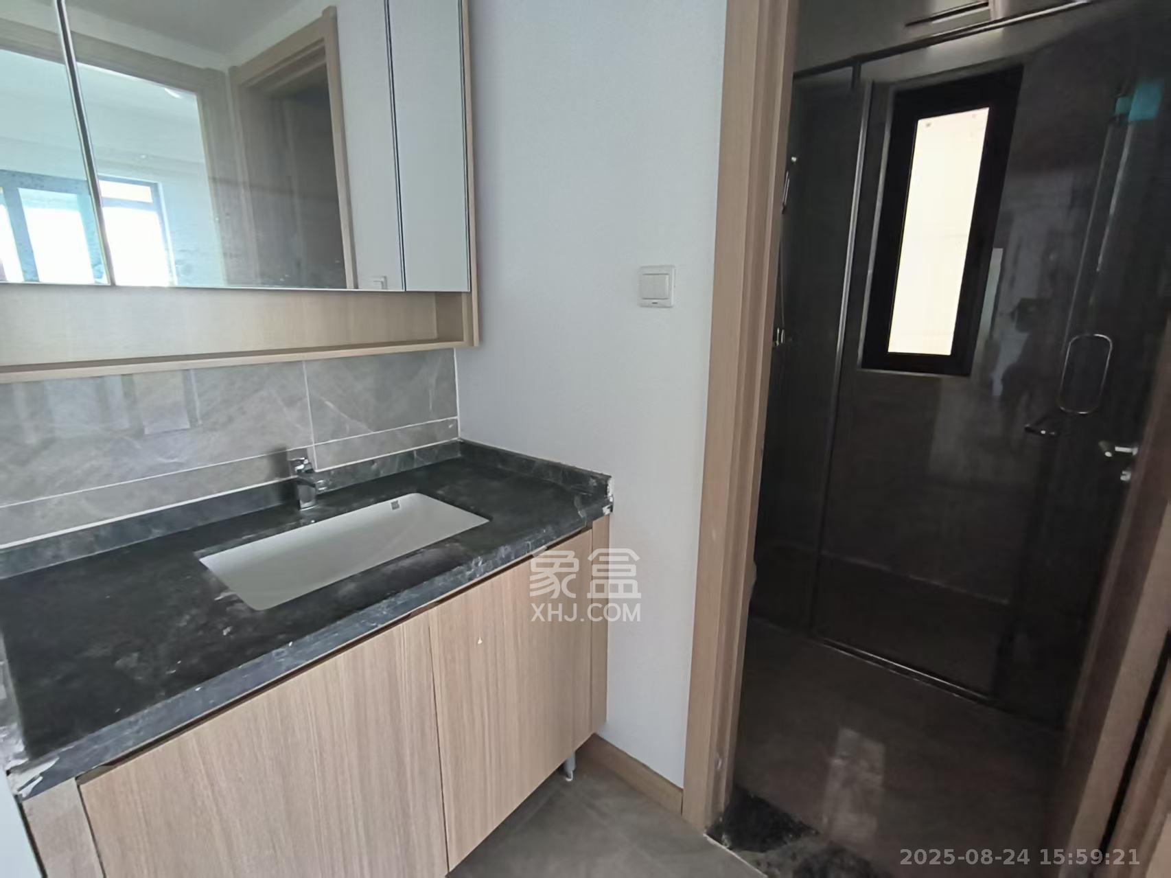 新城和樾(新城和樾公馆)  3室2厅1卫    2200.0元/月 新城和樾(新城和樾公馆)  3室2厅1卫    2200.0元/月室内图